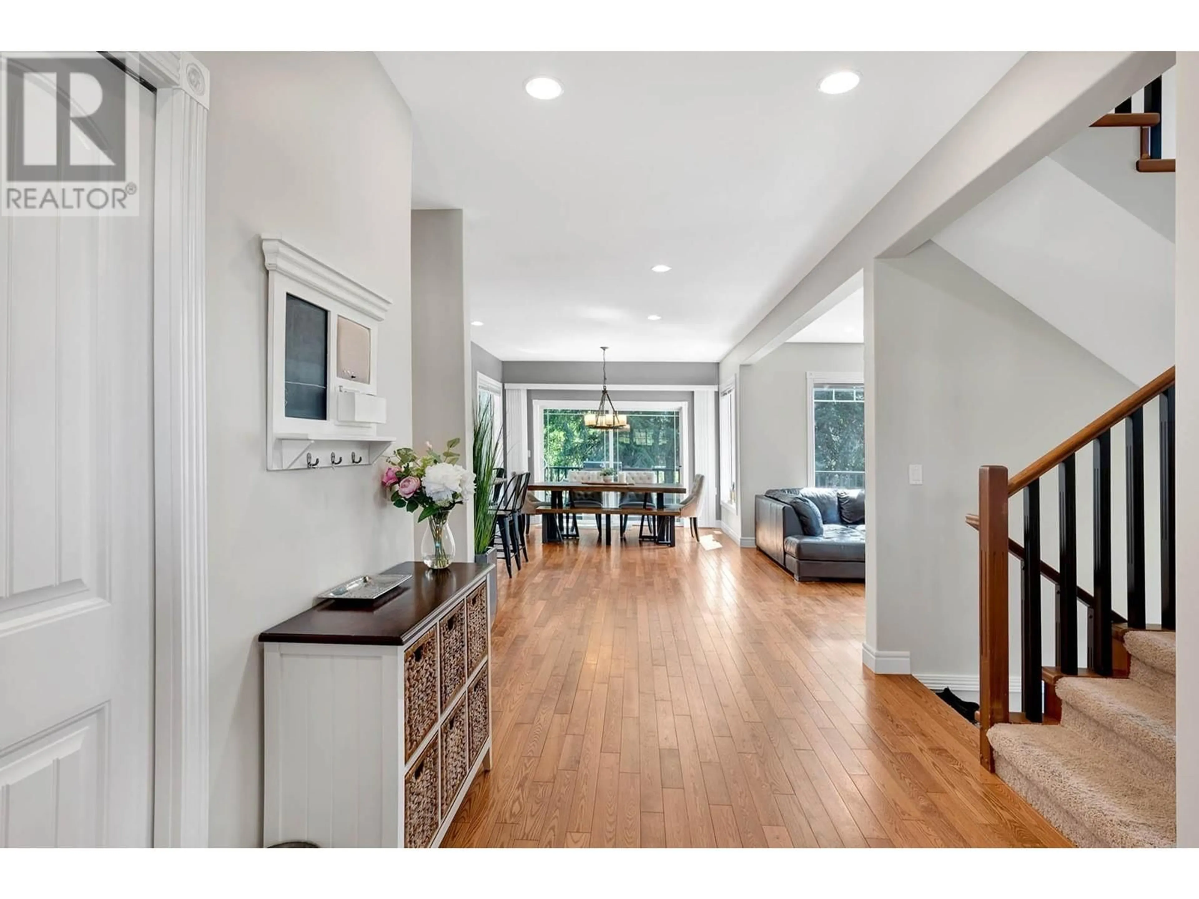 Indoor entryway, wood floors for 228 MURTLE Crescent, Clearwater British Columbia V0E1N1