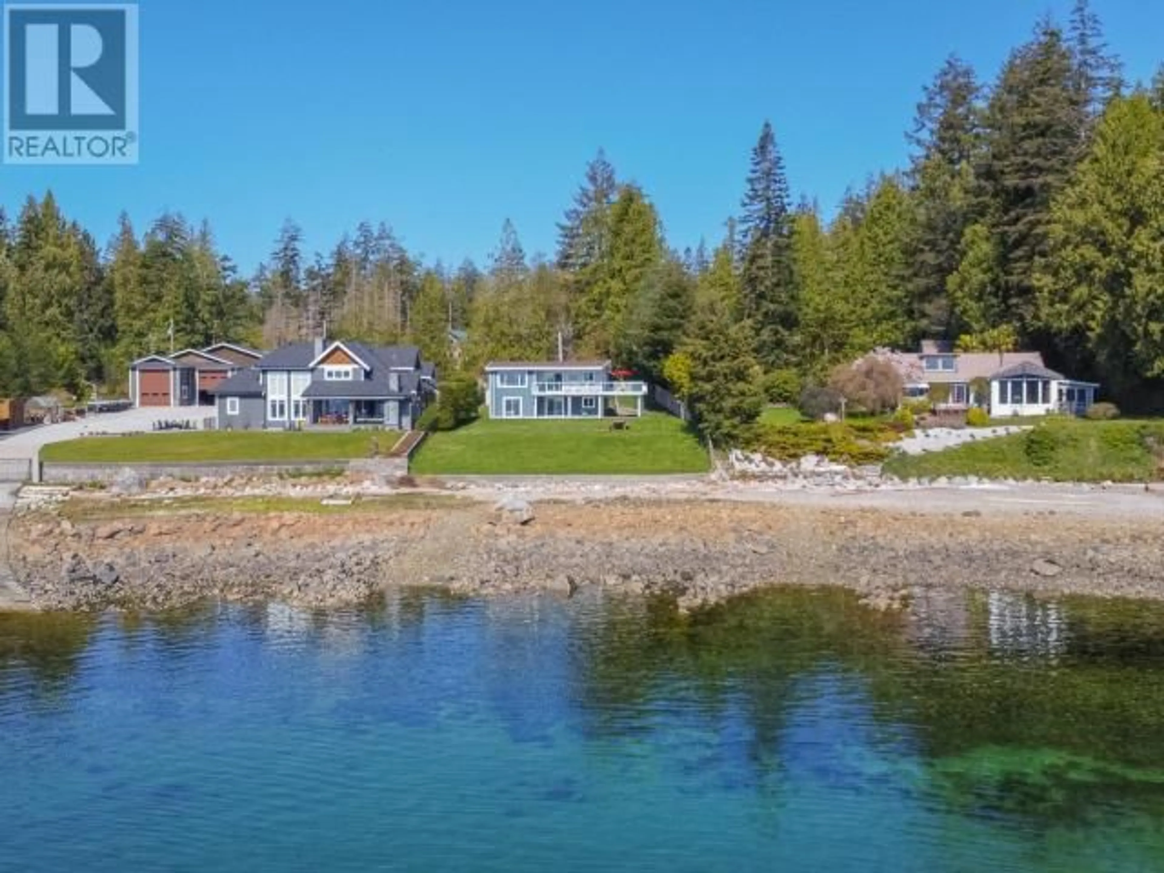 Cottage for 1752 HOLLINGSWORTH ROAD, Powell River British Columbia V8A0M4