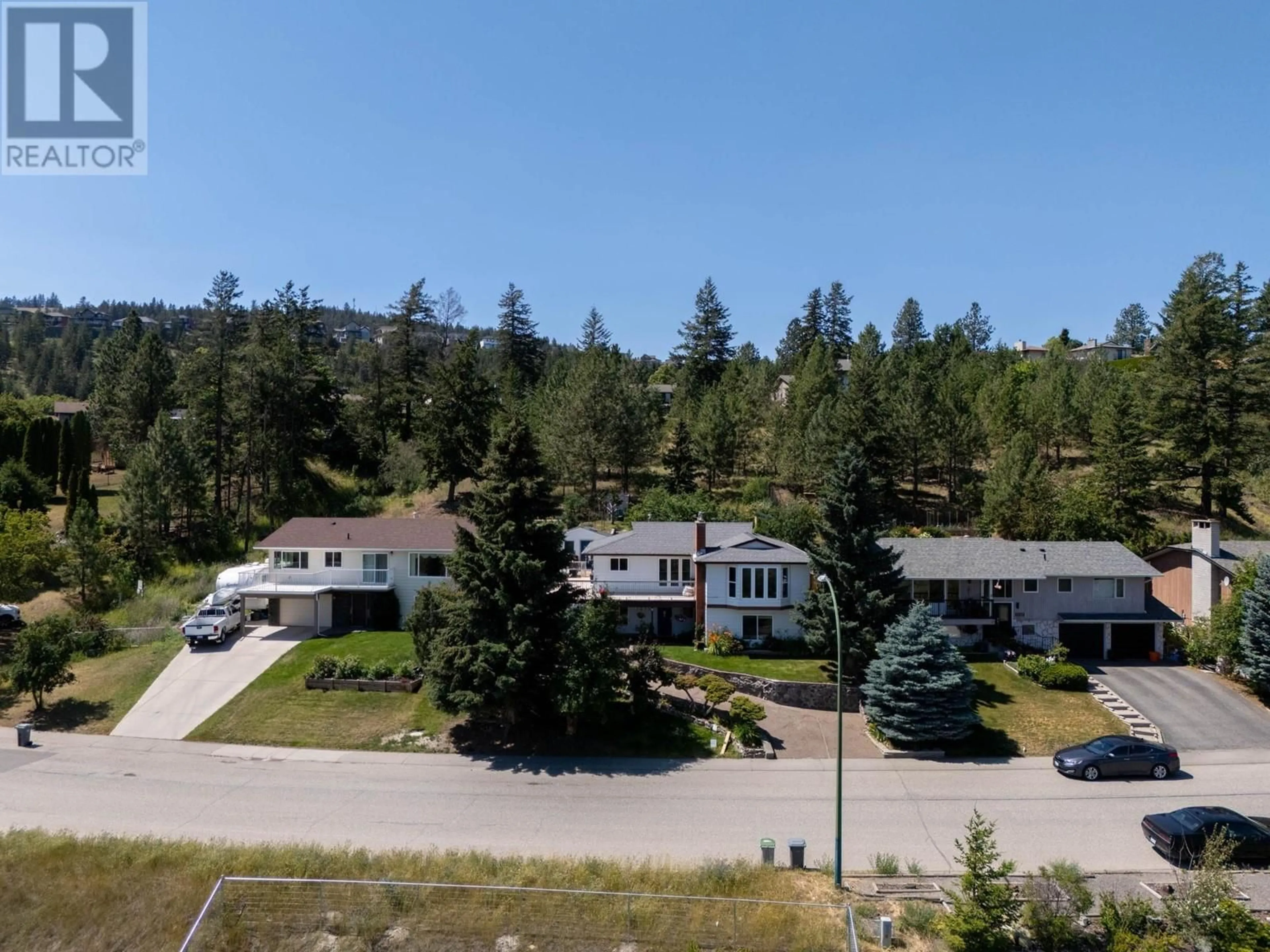 Outside view for 2246 SIFTON AVE, Kamloops British Columbia