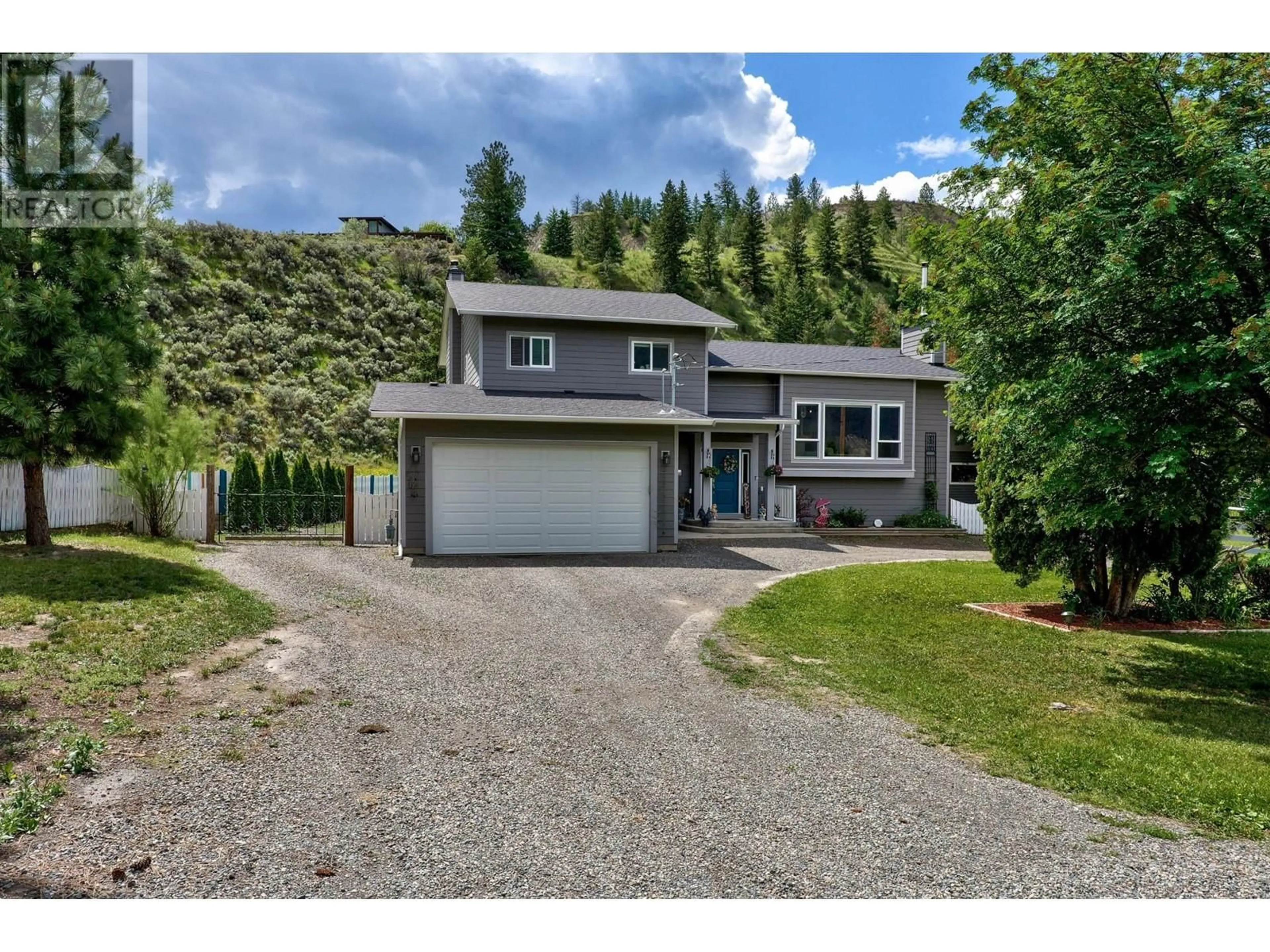 Frontside or backside of a home for 736 DURANGO DRIVE, Kamloops British Columbia V2C6Y6