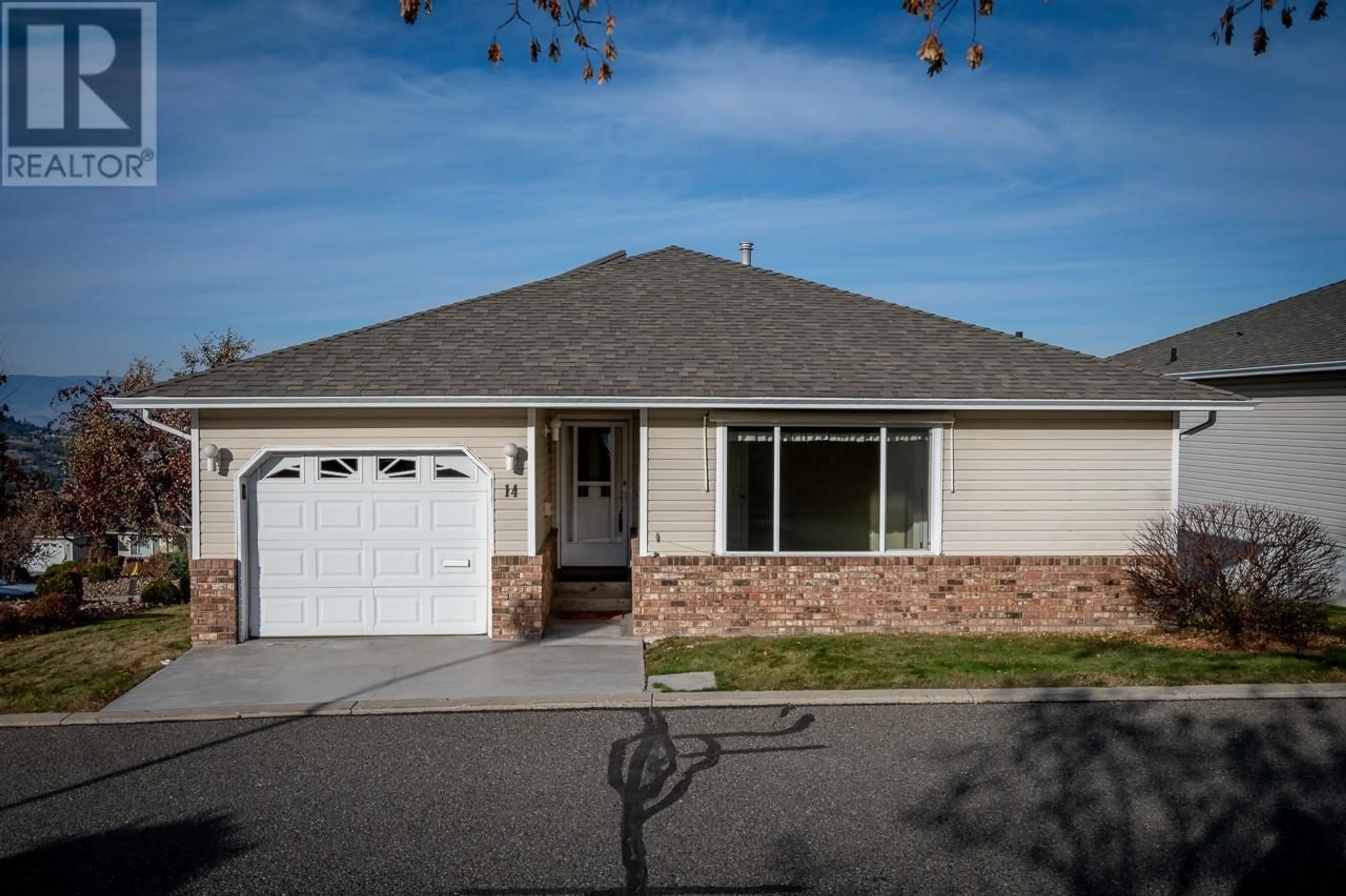 Home with vinyl exterior material for 14-2030 VAN HORNE DRIVE, Kamloops British Columbia V1S1P6
