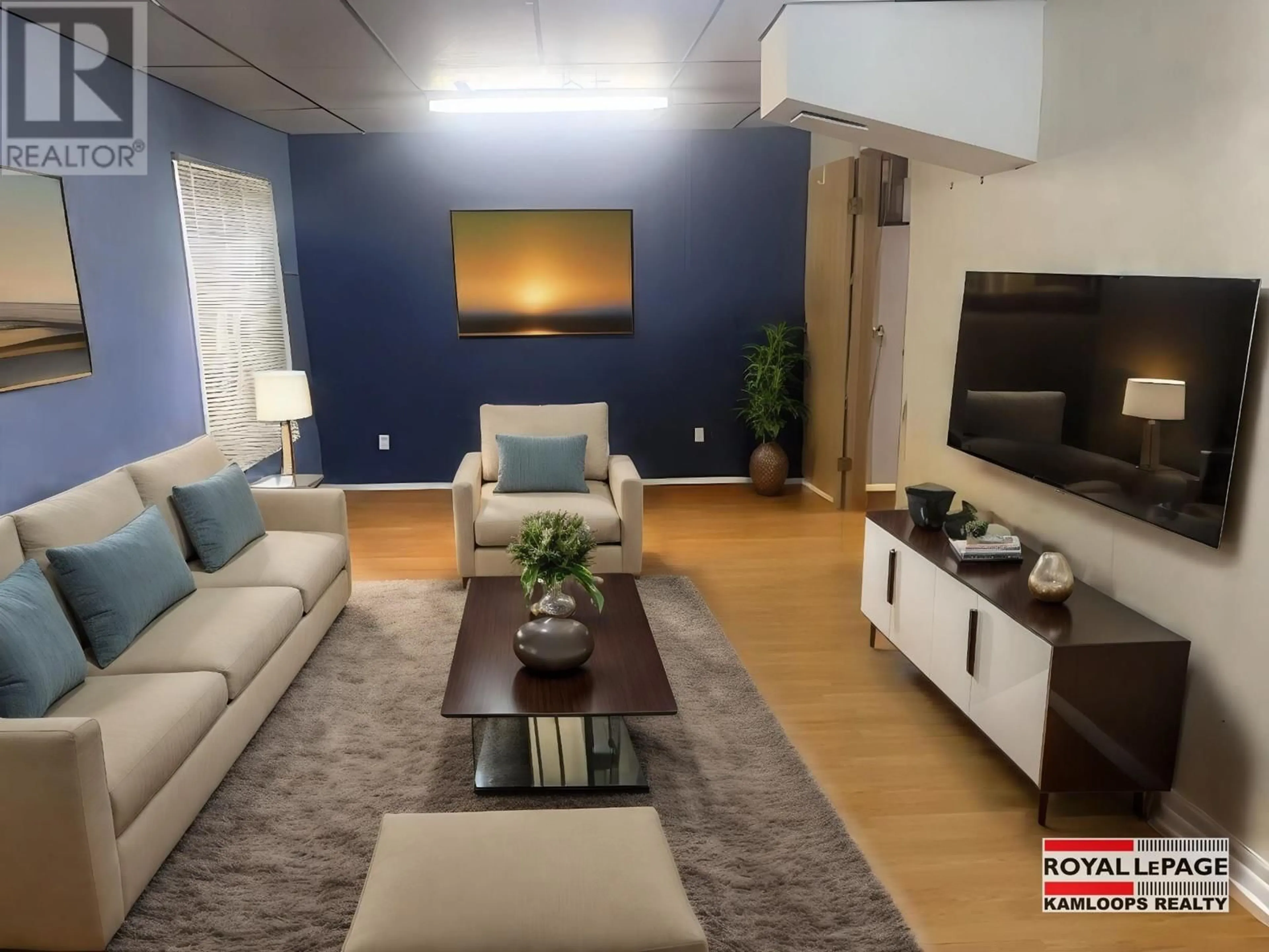 Living room for 1611 SPARTAN PLACE, Kamloops British Columbia V2B7Z3