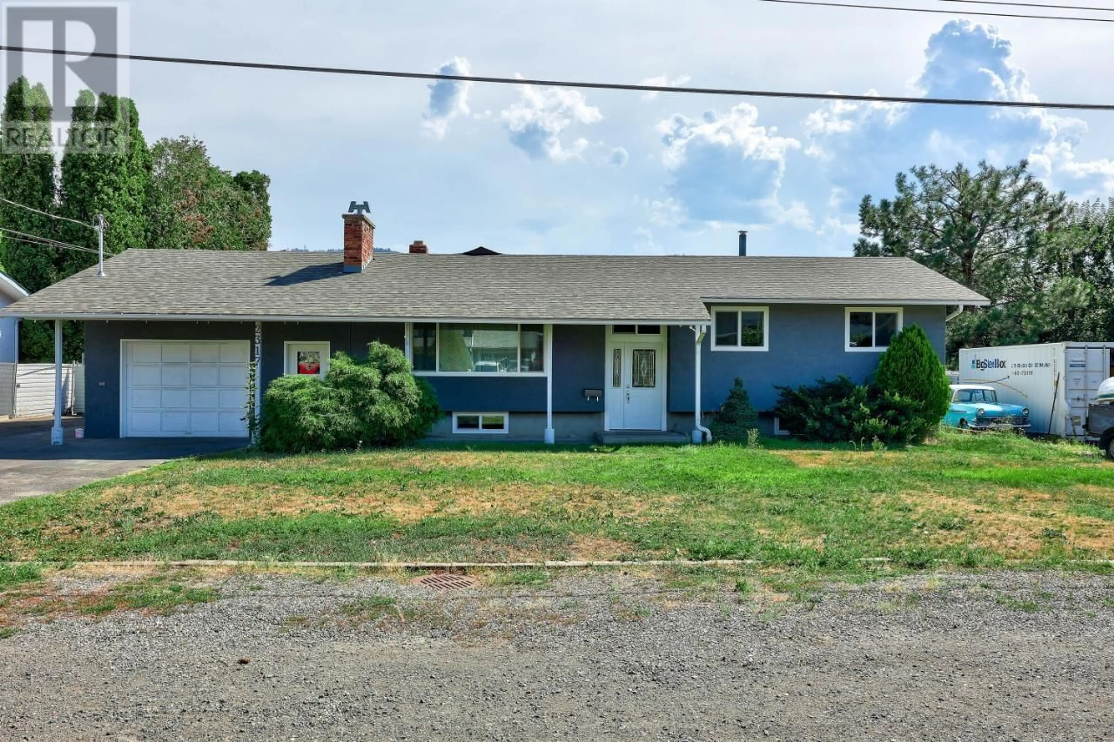 Frontside or backside of a home for 2317 FLEETWOOD AVE, Kamloops British Columbia V2B4S8