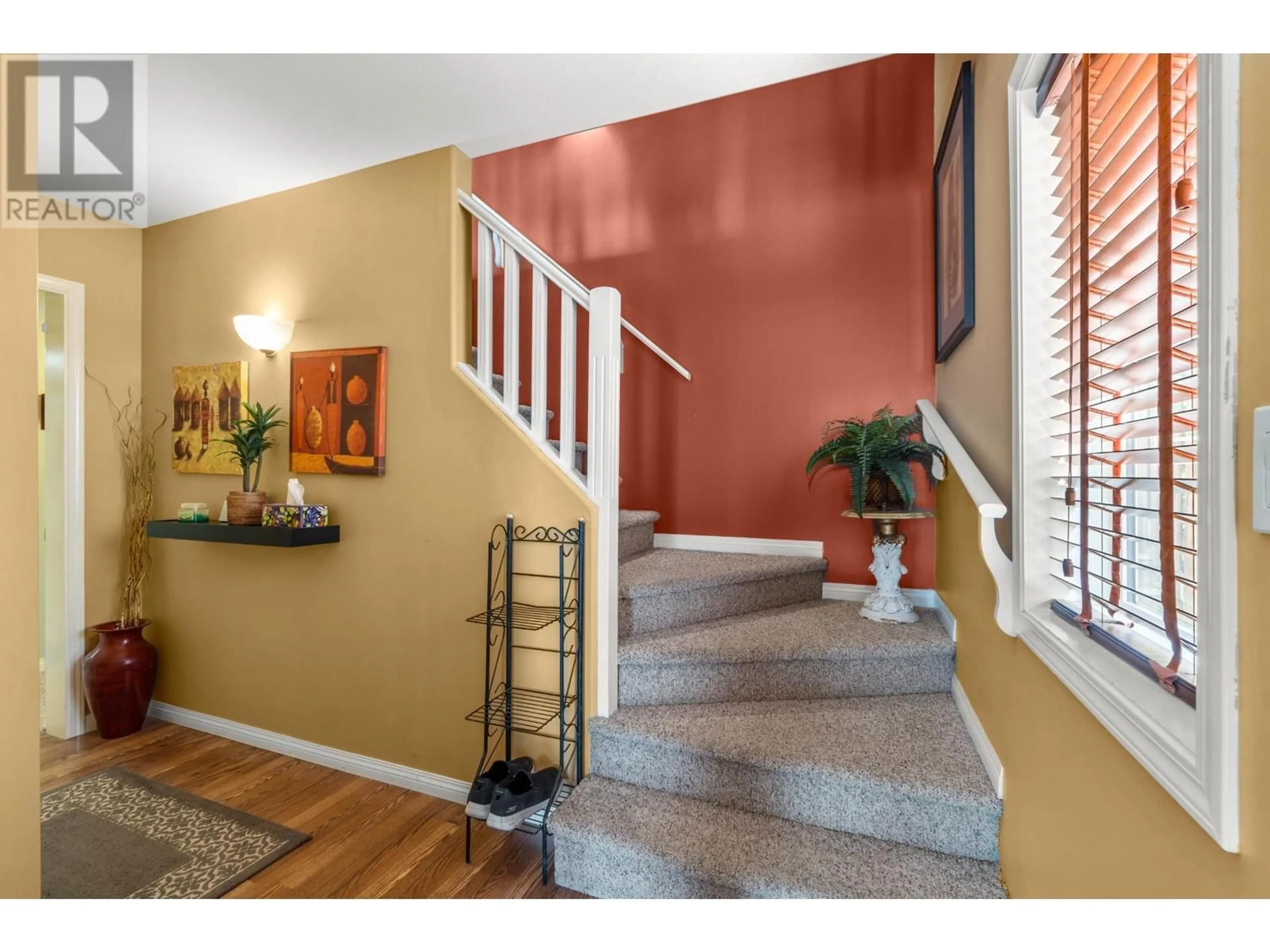 Indoor entryway for 1260 RAVEN DRIVE, Kamloops British Columbia