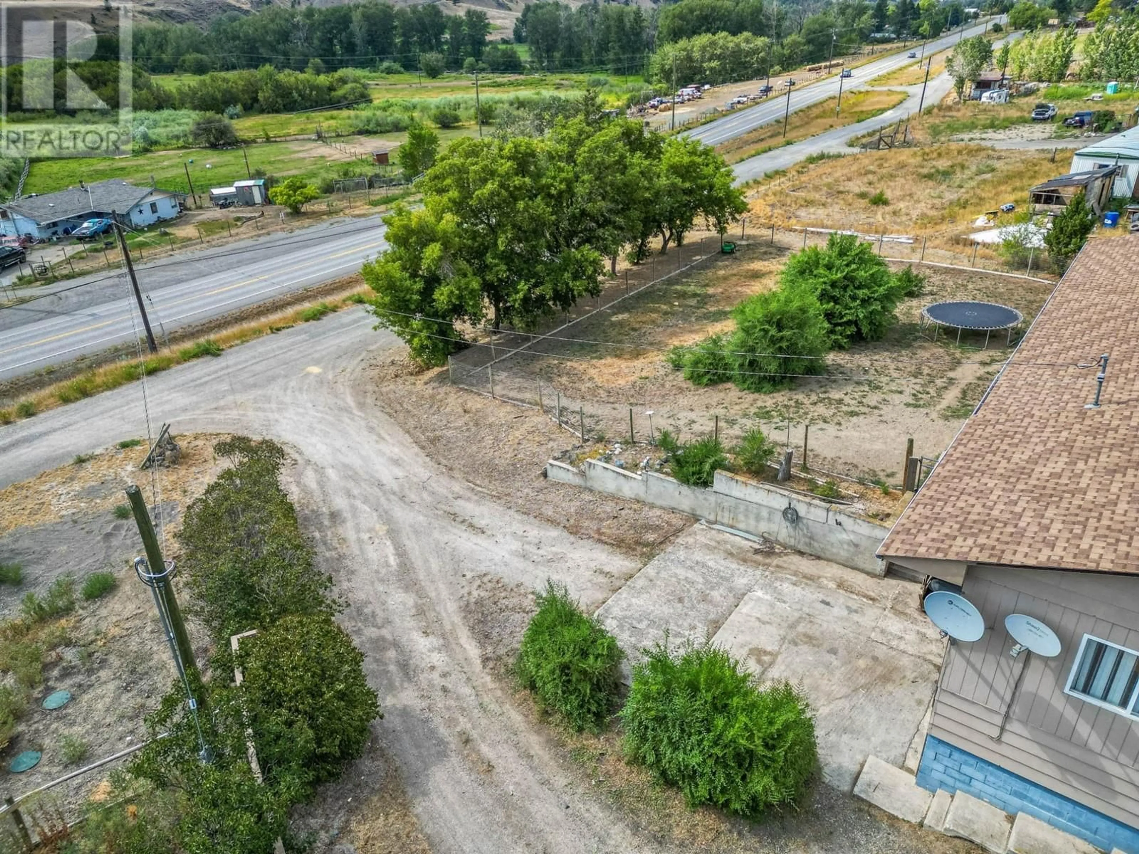 Street view for 4060 HILLS FRONTAGE RD, Cache Creek British Columbia V0K1H1