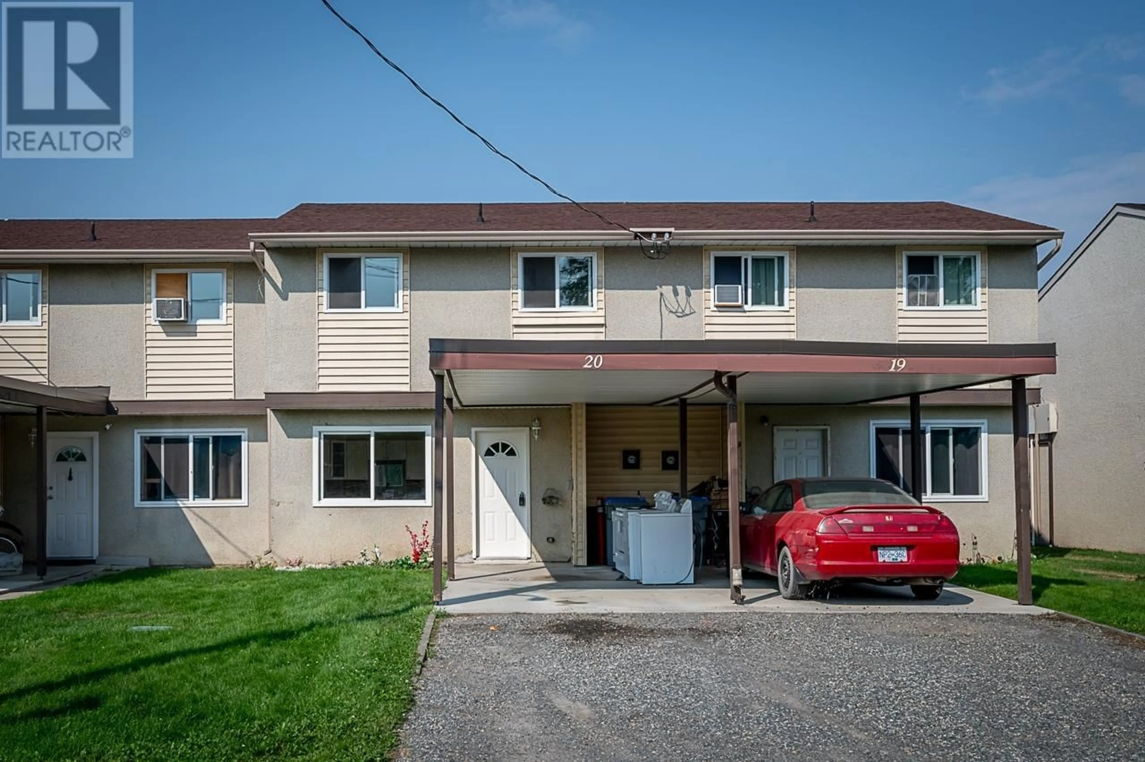 A pic from exterior of the house or condo, the front or back of building for 1697 GREENFIELD Avenue Unit# 20, Kamloops British Columbia V2B4N5