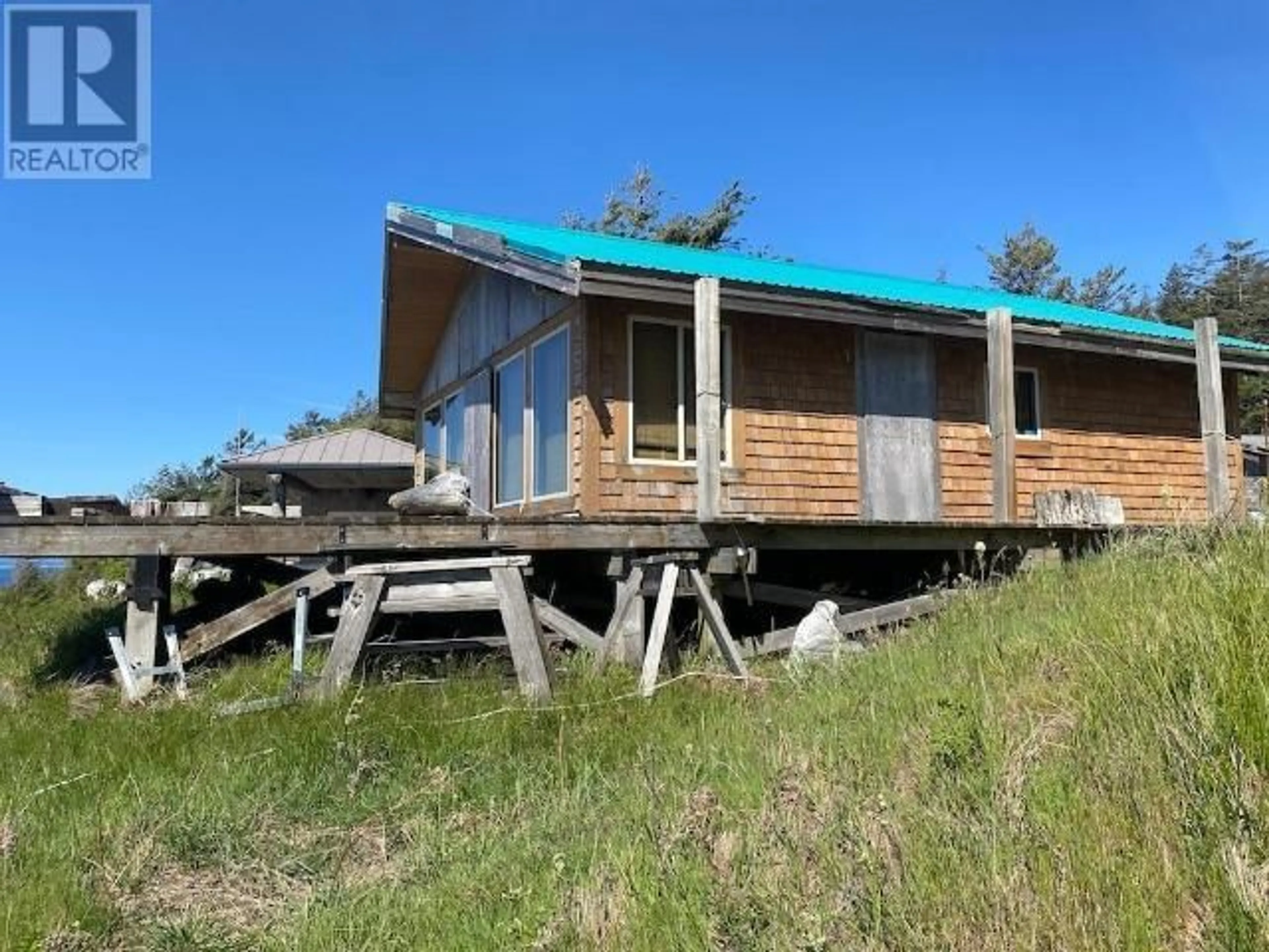 Cottage for 1260 MEADOW LANE, Savary Island British Columbia v0n2g0