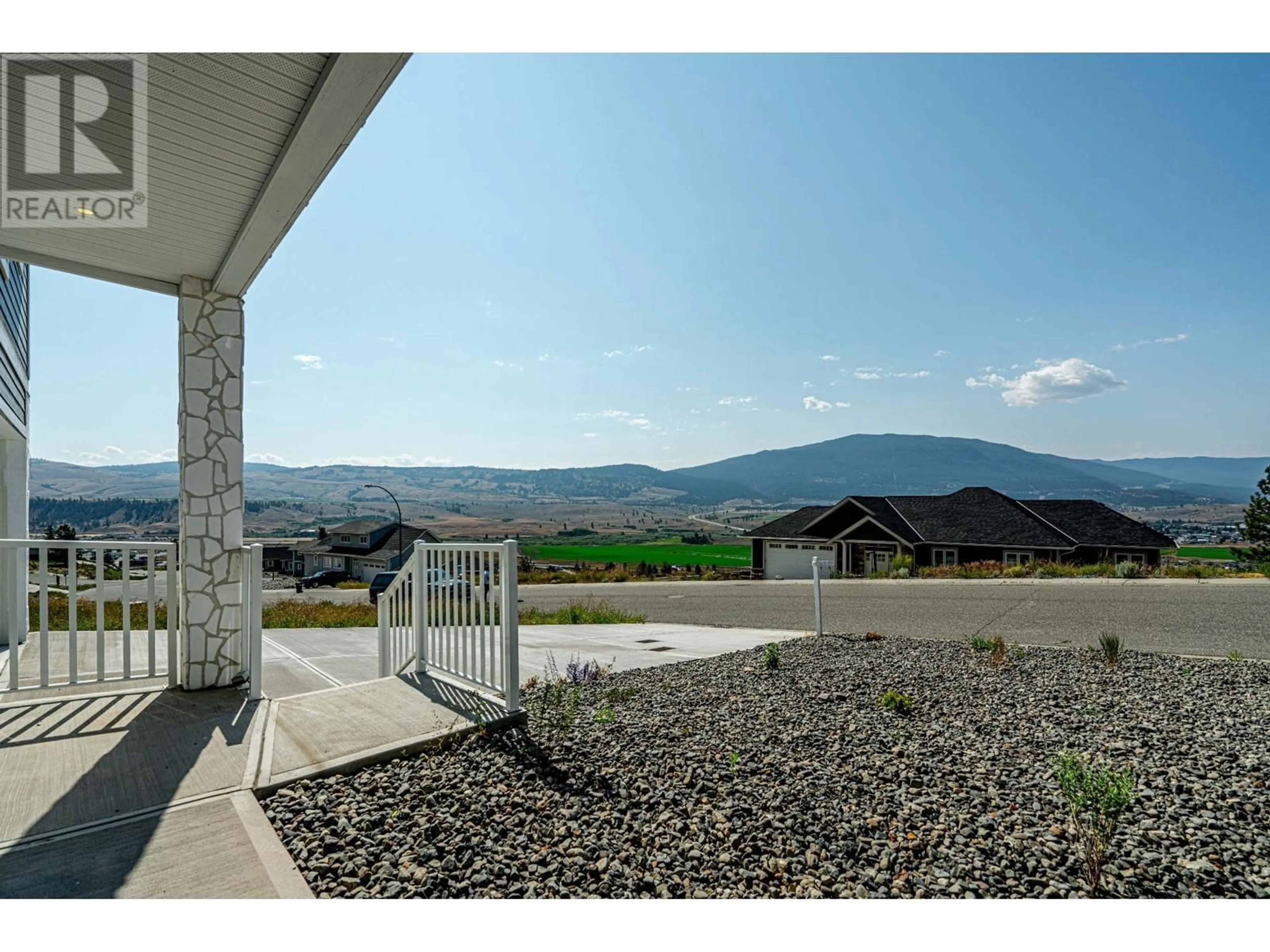 Patio for 2737 PEREGRINE WAY, Merritt British Columbia V1K0B3