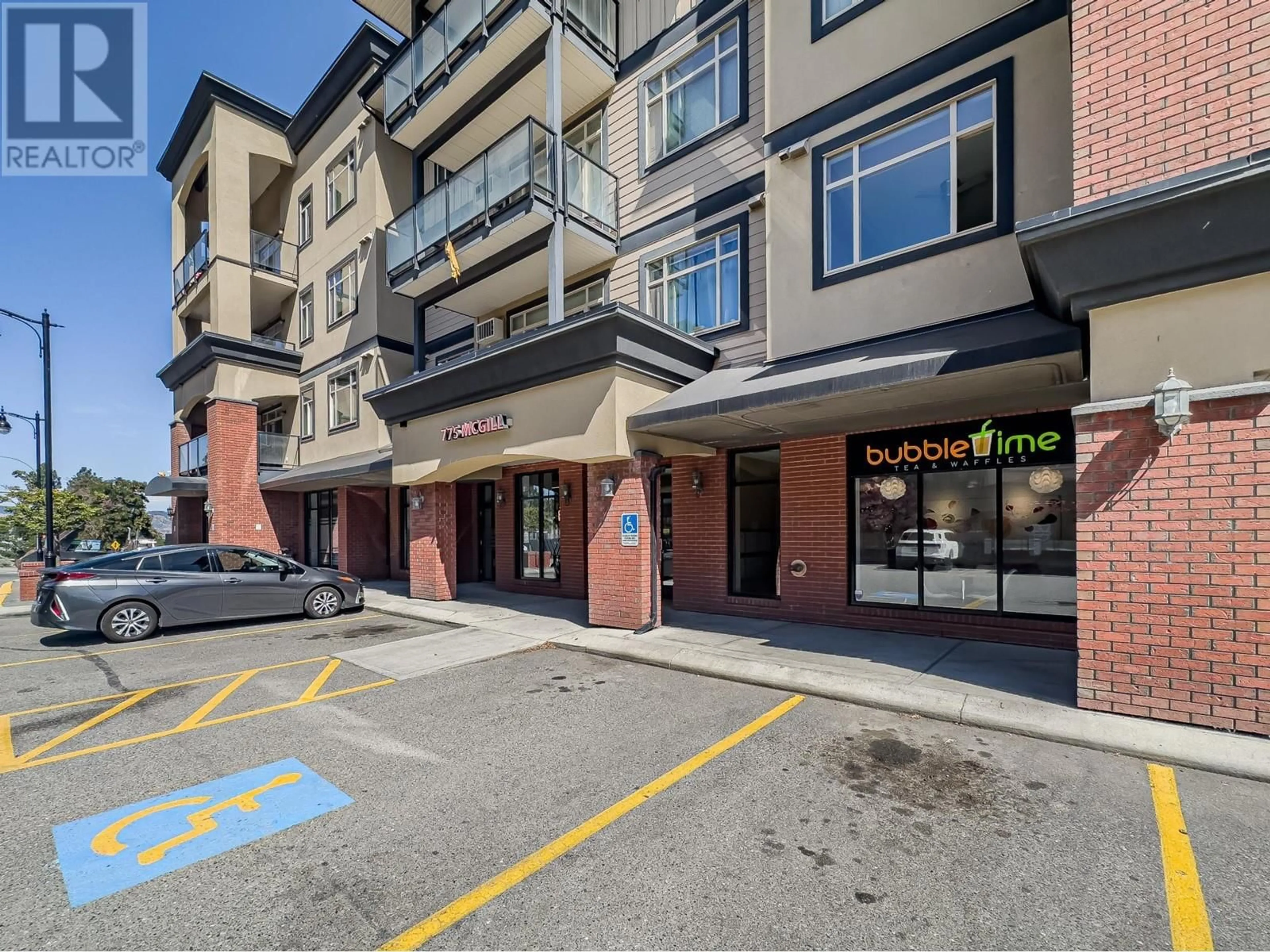 A pic from exterior of the house or condo, the front or back of building for 775 MCGILL Road Unit# 406, Kamloops British Columbia V2C0B8