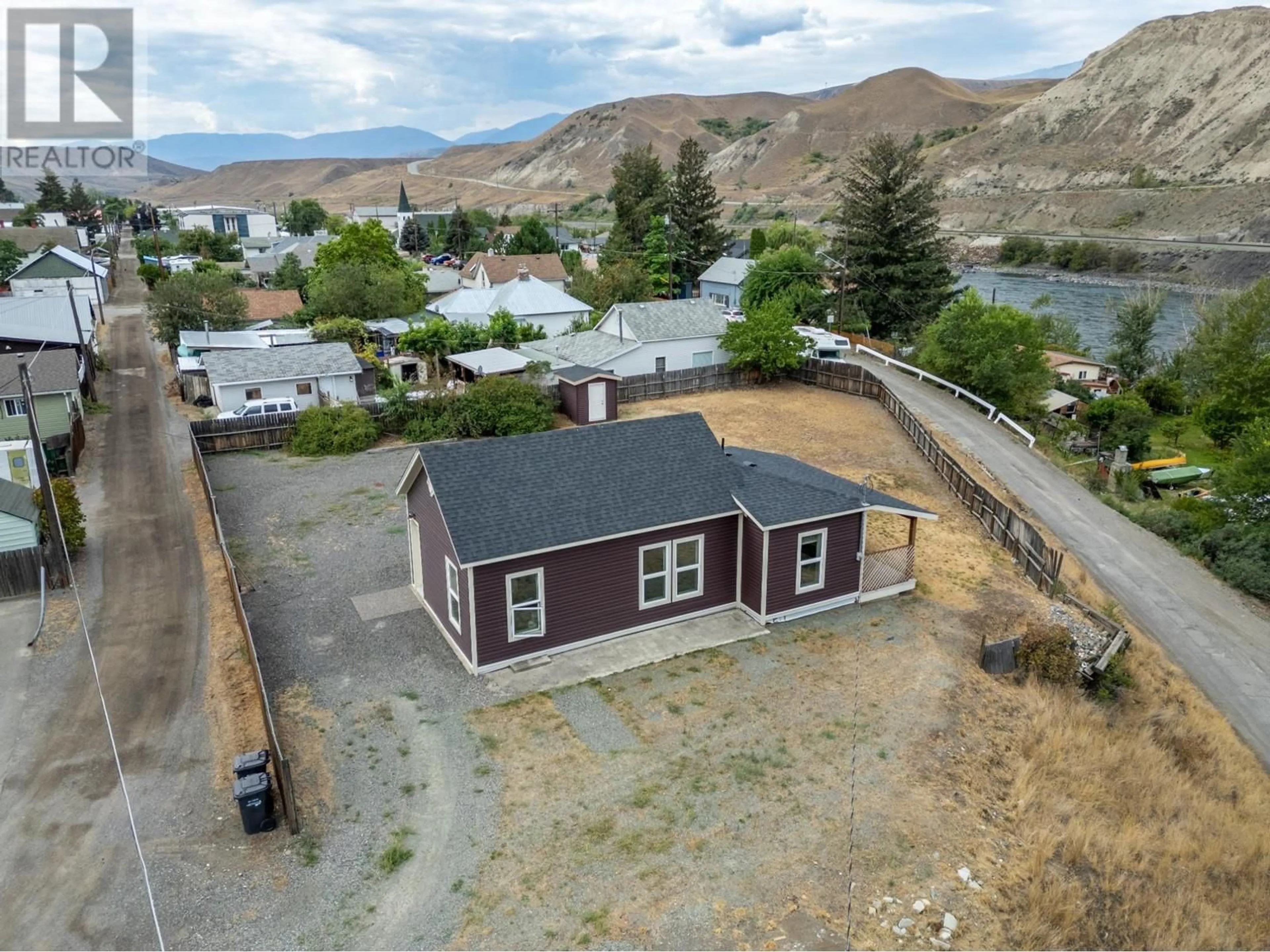 Frontside or backside of a home, the front or back of building for 202 BANCROFT Street, Ashcroft British Columbia V0K1A0