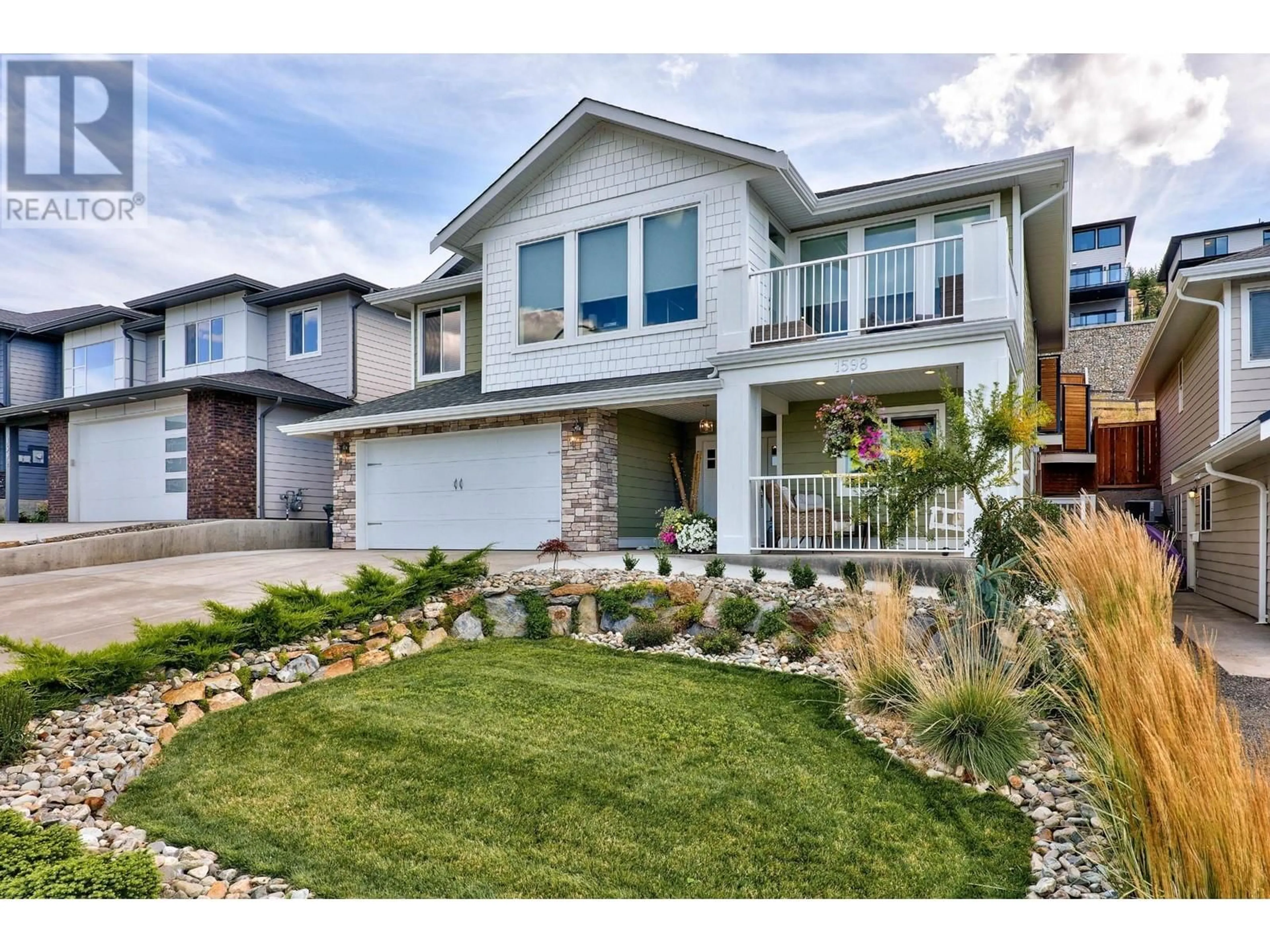 Frontside or backside of a home for 1598 EMERALD DRIVE, Kamloops British Columbia V2E0C4