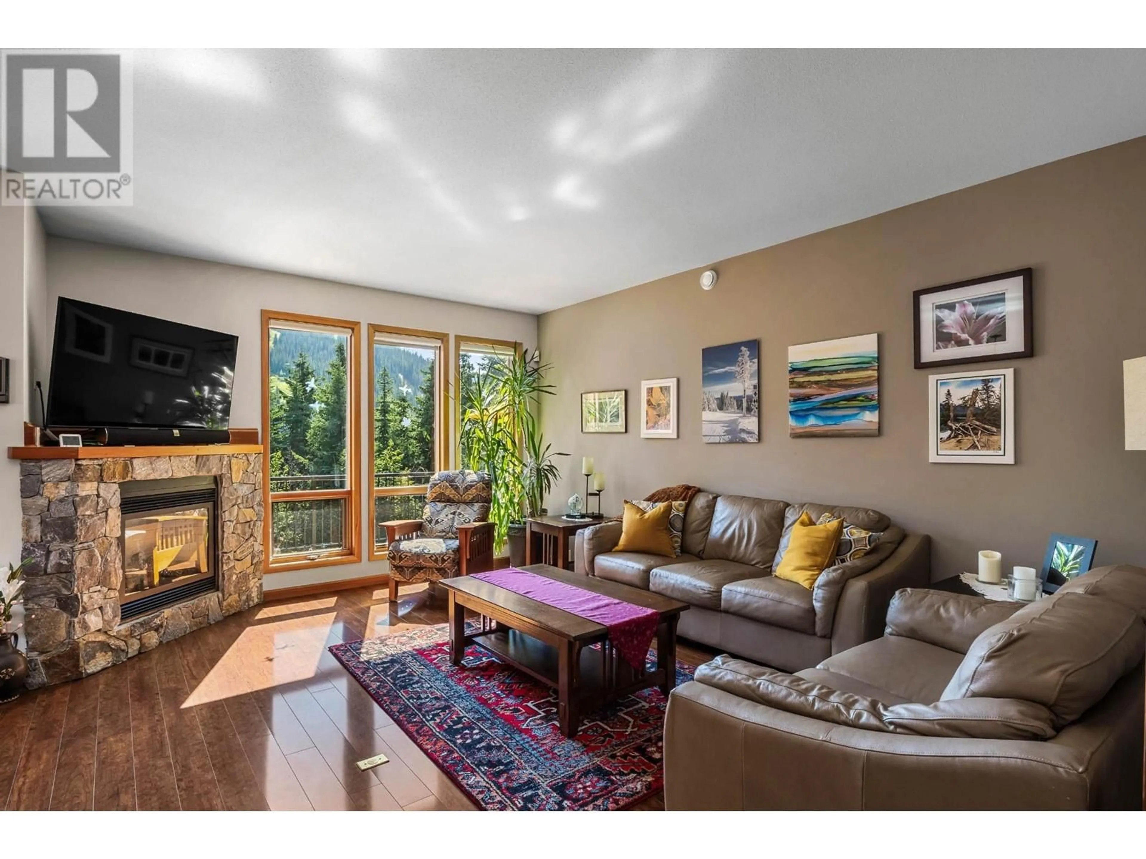 Living room, wood floors for 4101 SUNDANCE Drive, Sun Peaks British Columbia V0E5N0