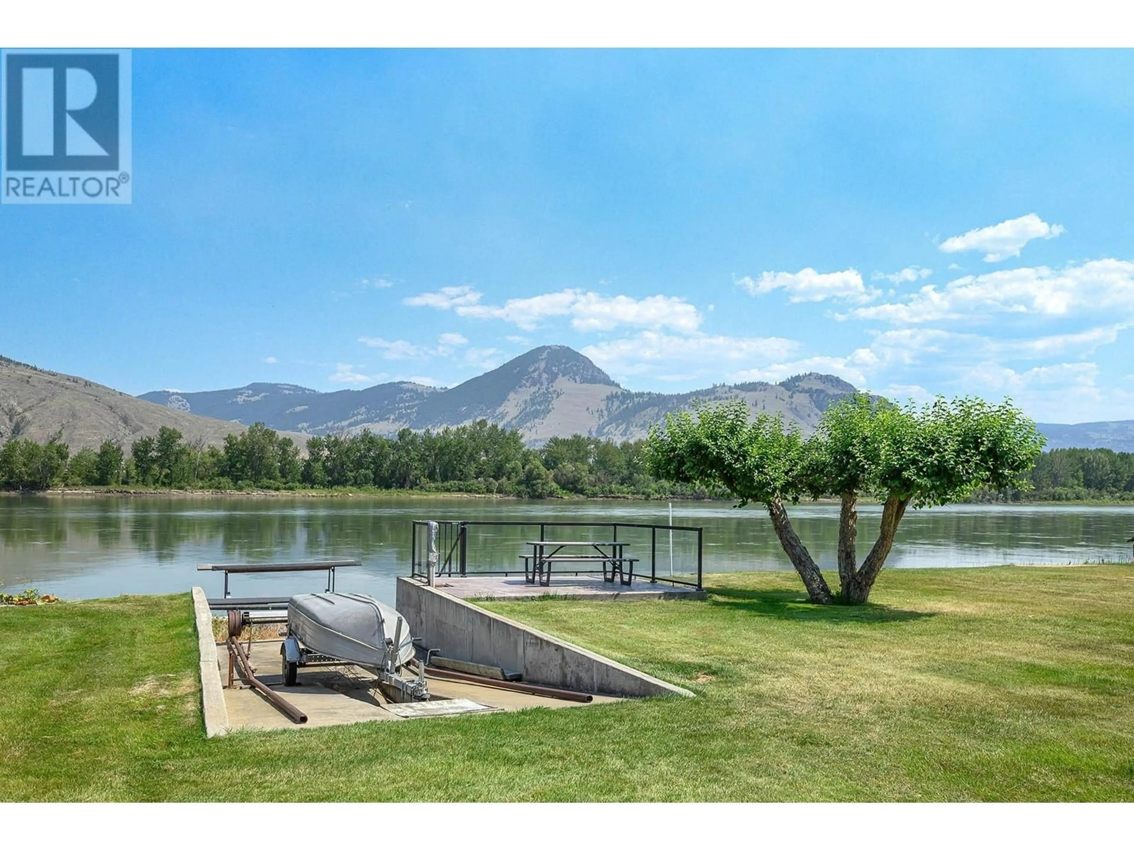 Indoor or outdoor pool for 1975 WESTSYDE Road, Kamloops British Columbia V2B7C1