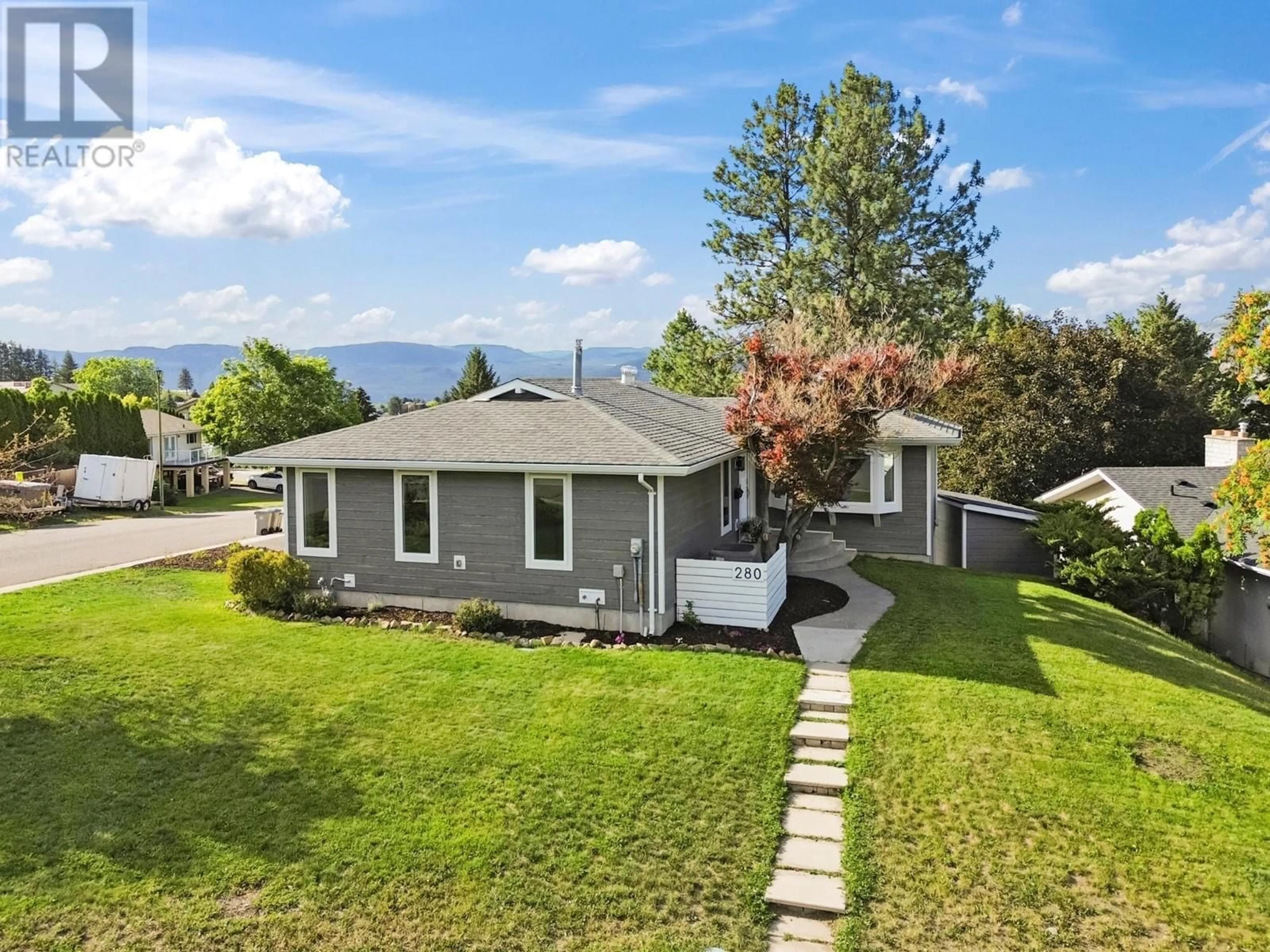 Frontside or backside of a home for 280 GORDONHORN CRES, Kamloops British Columbia V2E1G4