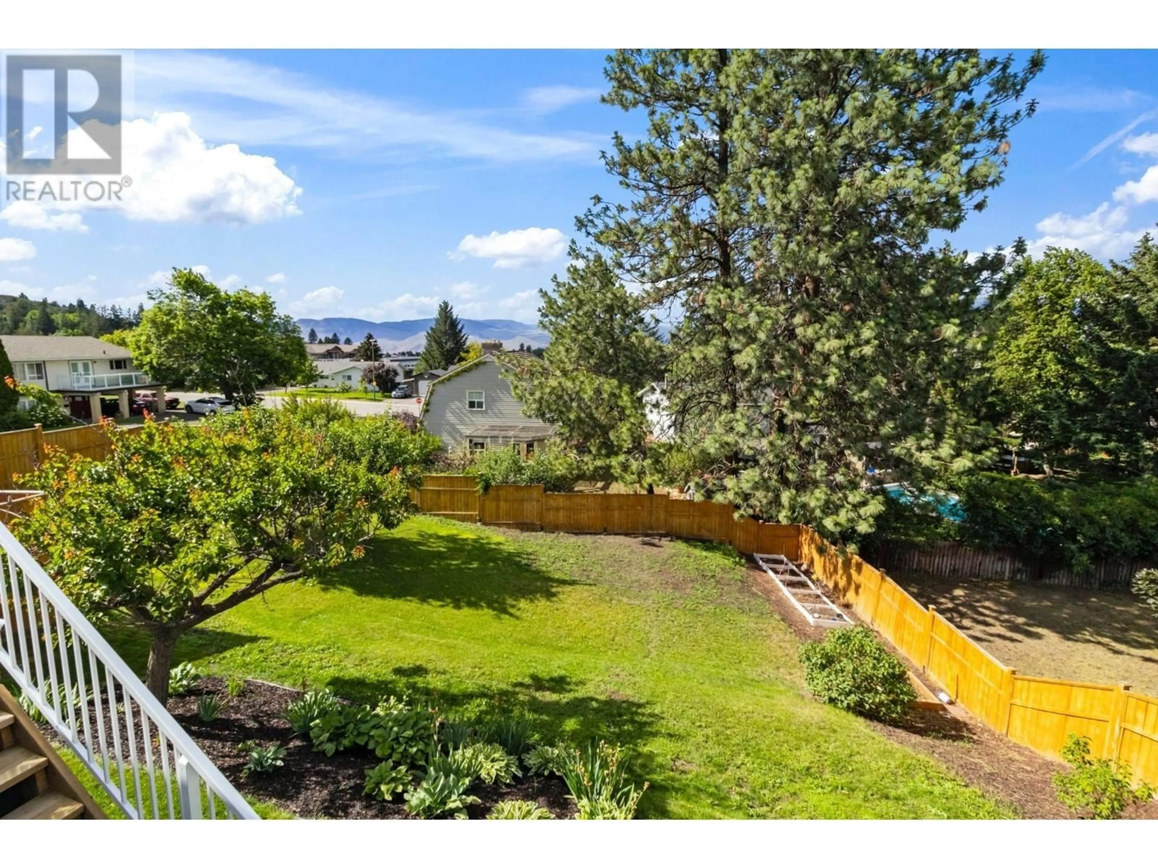 Fenced yard for 280 GORDONHORN CRES, Kamloops British Columbia V2E1G4