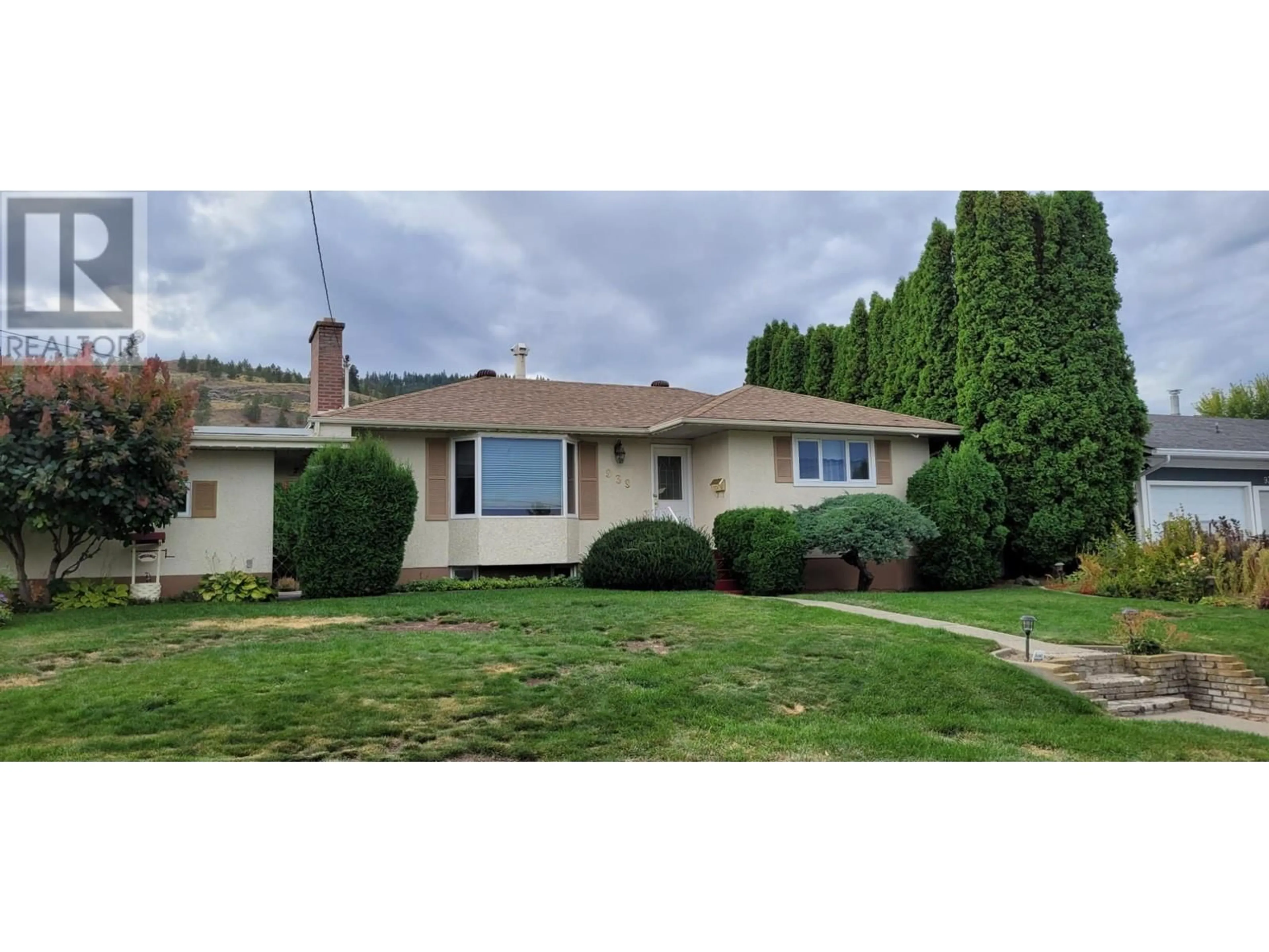 Frontside or backside of a home, the street view for 939 MCMURDO Drive, Kamloops British Columbia V2C3G6