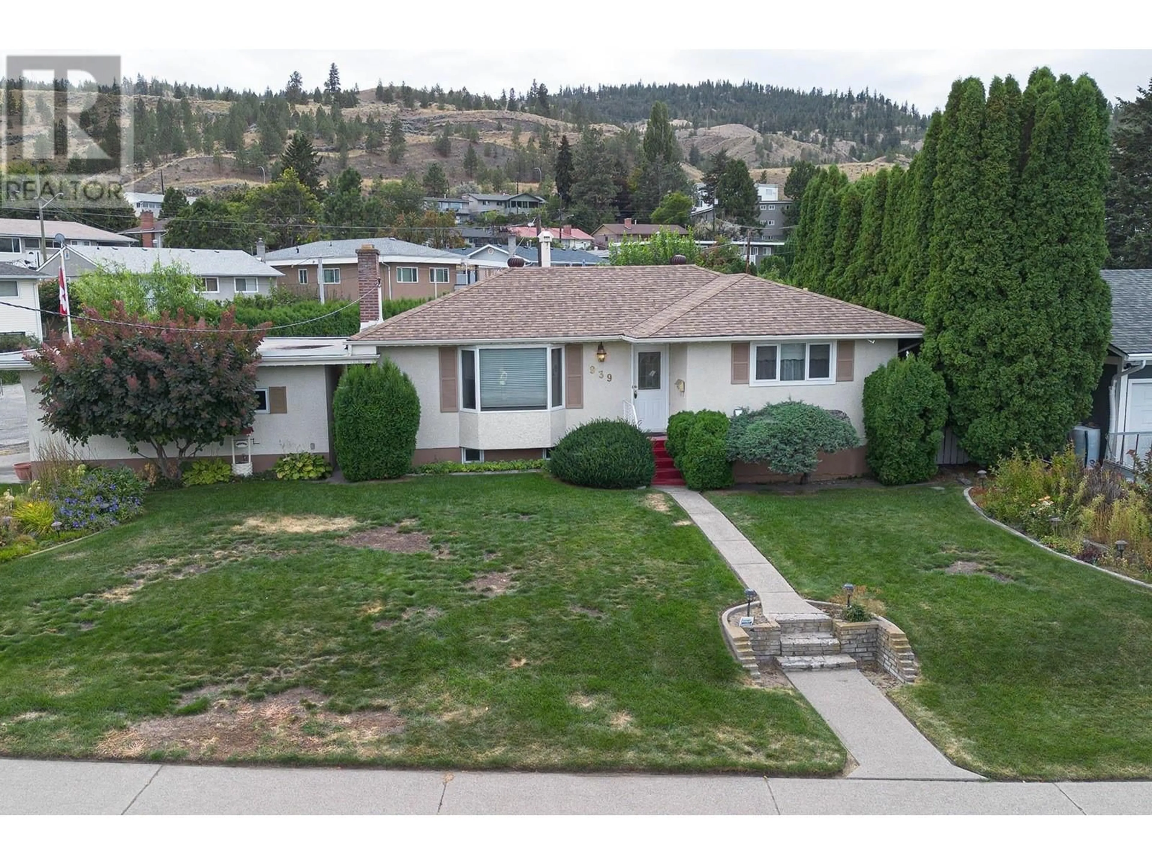 Frontside or backside of a home, the street view for 939 MCMURDO Drive, Kamloops British Columbia V2C3G6