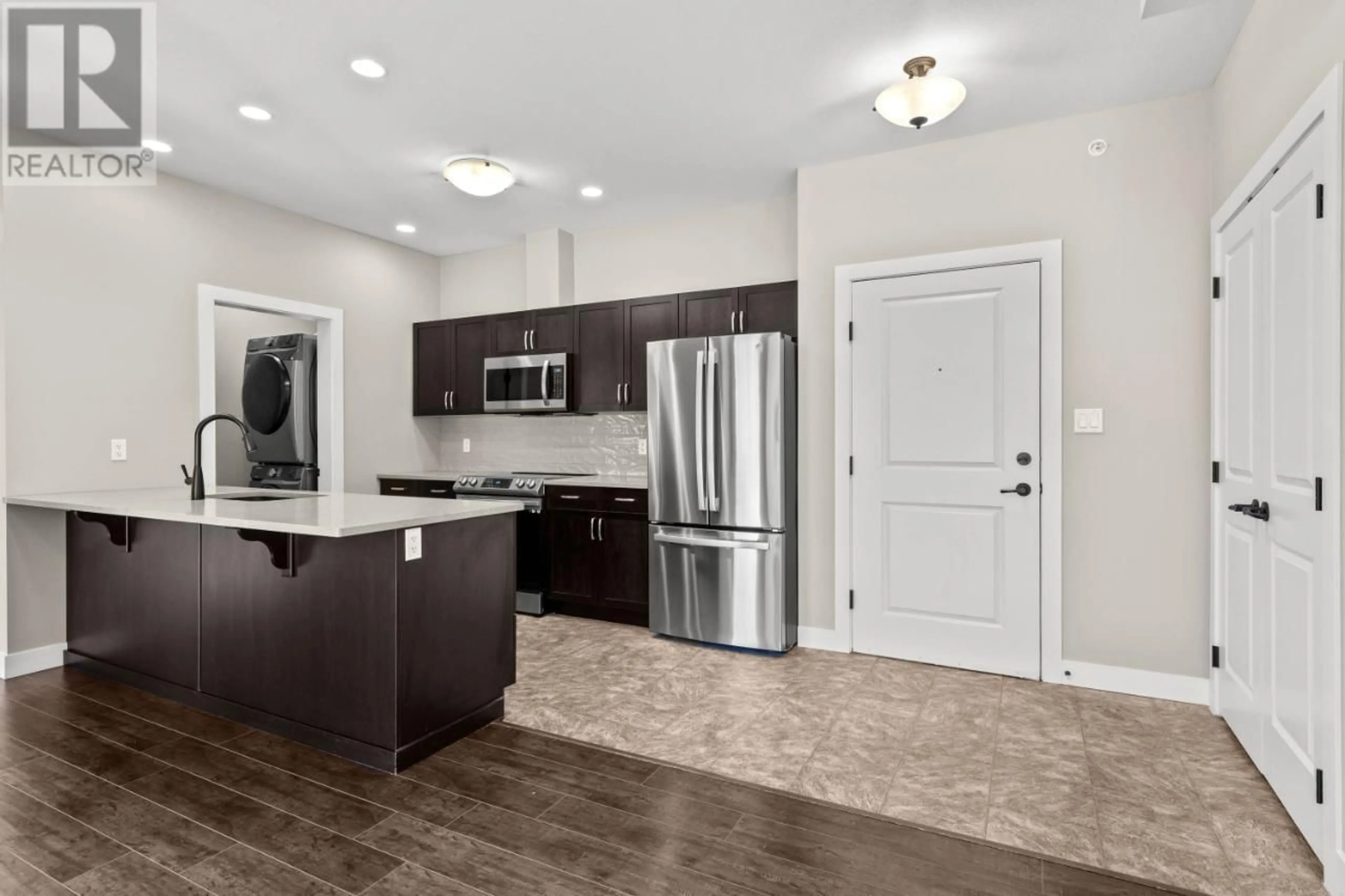 Open concept kitchen for 5170 DALLAS Drive Unit# 505, Kamloops British Columbia V2C0C7