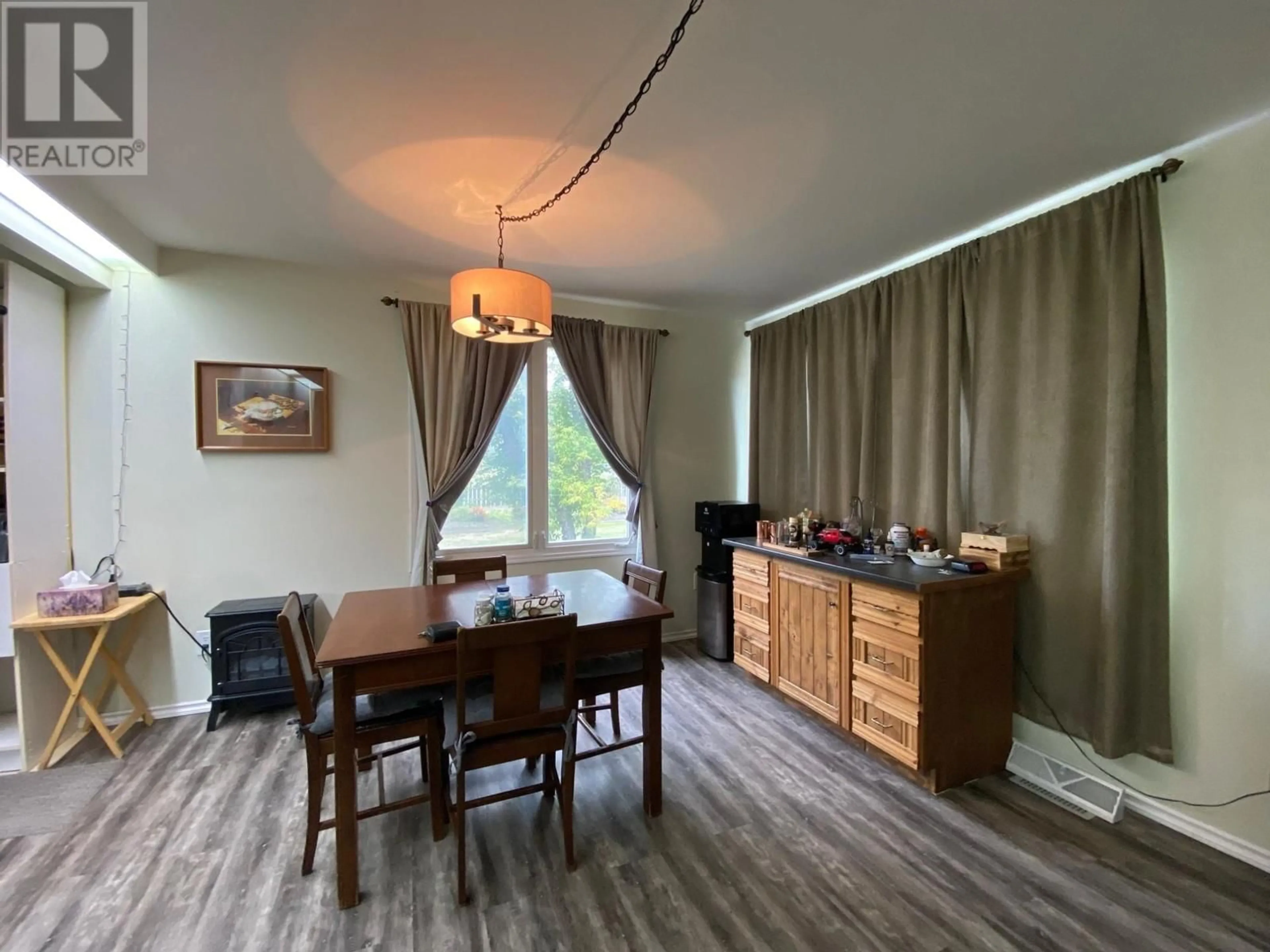 Dining room, wood floors, cottage for 580 STATION Road, Barriere British Columbia V0E1E0