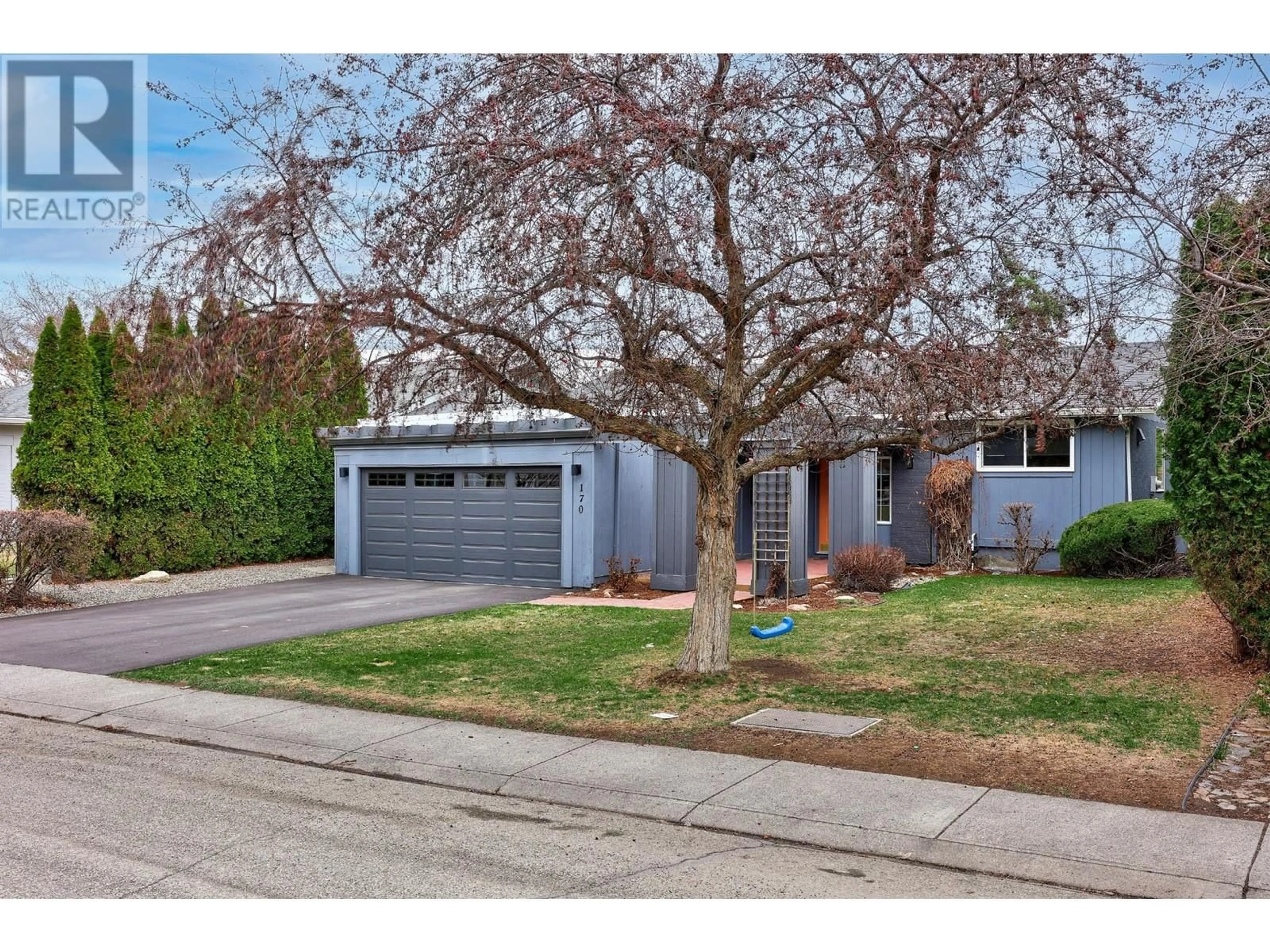 Frontside or backside of a home for 170 WADDINGTON DRIVE, Kamloops British Columbia V2E1M4