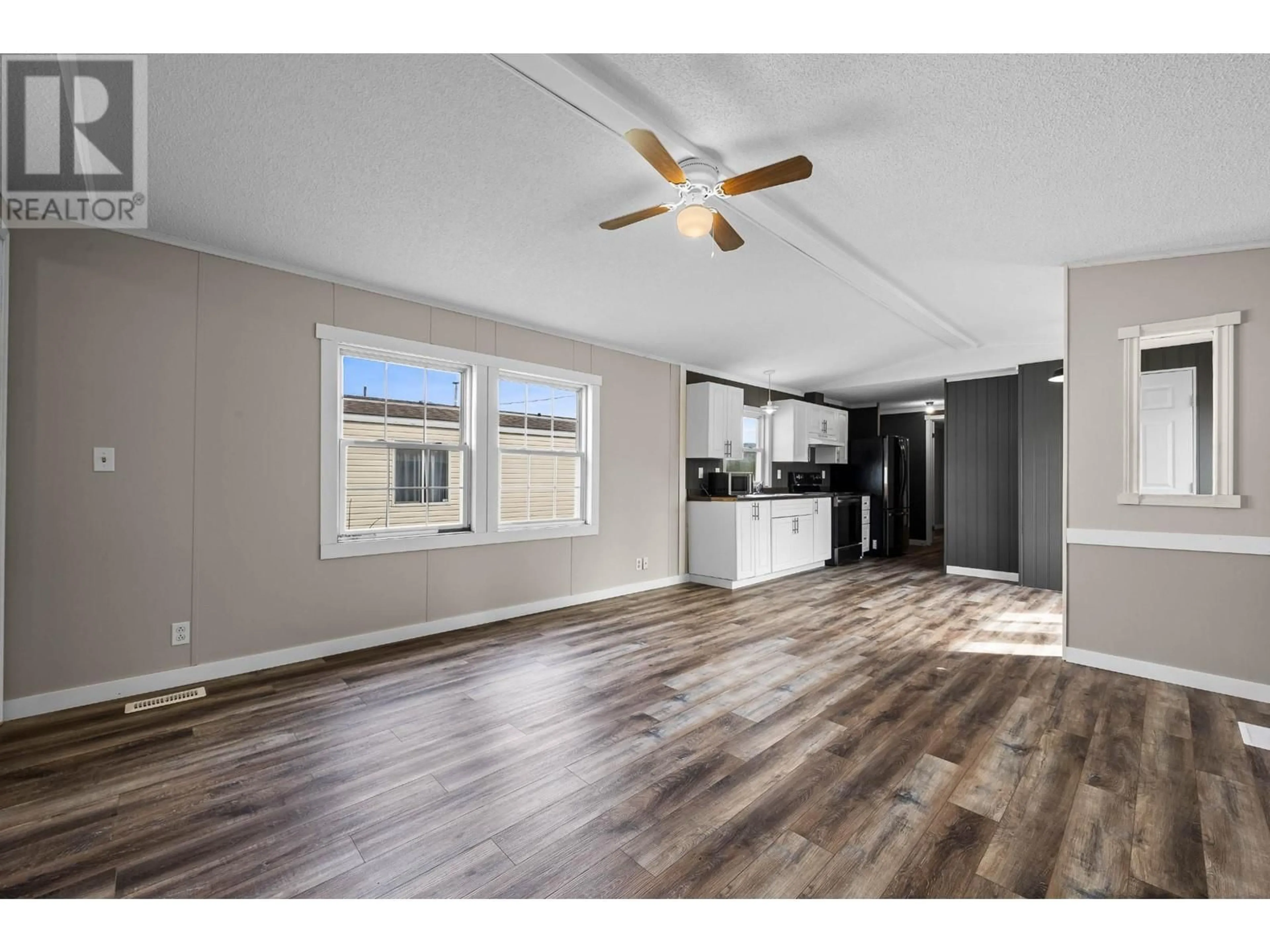 Open concept kitchen for 1401 NICOLA Avenue Unit# 8, Merritt British Columbia V1K1B8