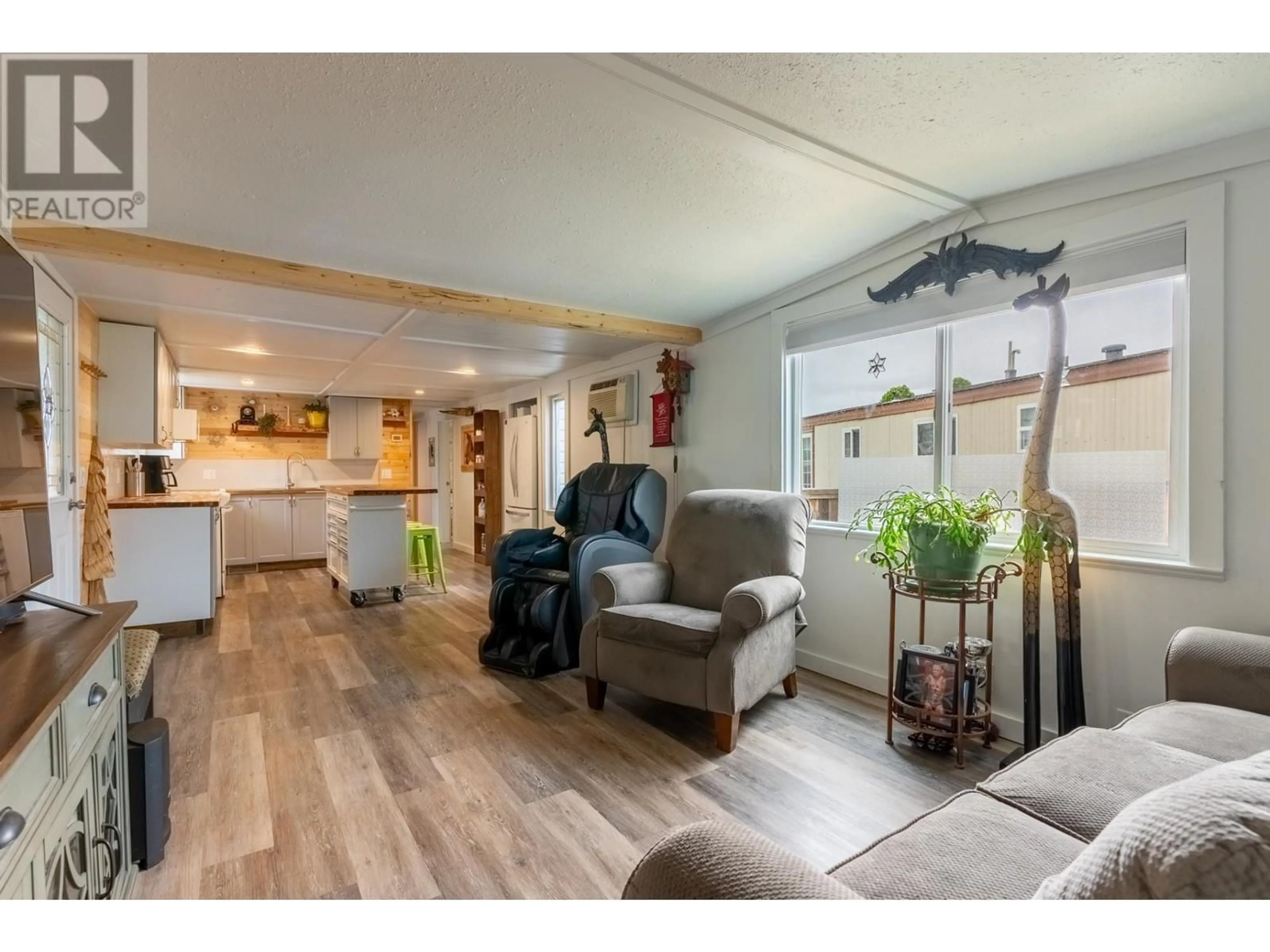 Living room, wood floors for 1375 Ord Road Unit# 1, Kamloops British Columbia V2B7V3