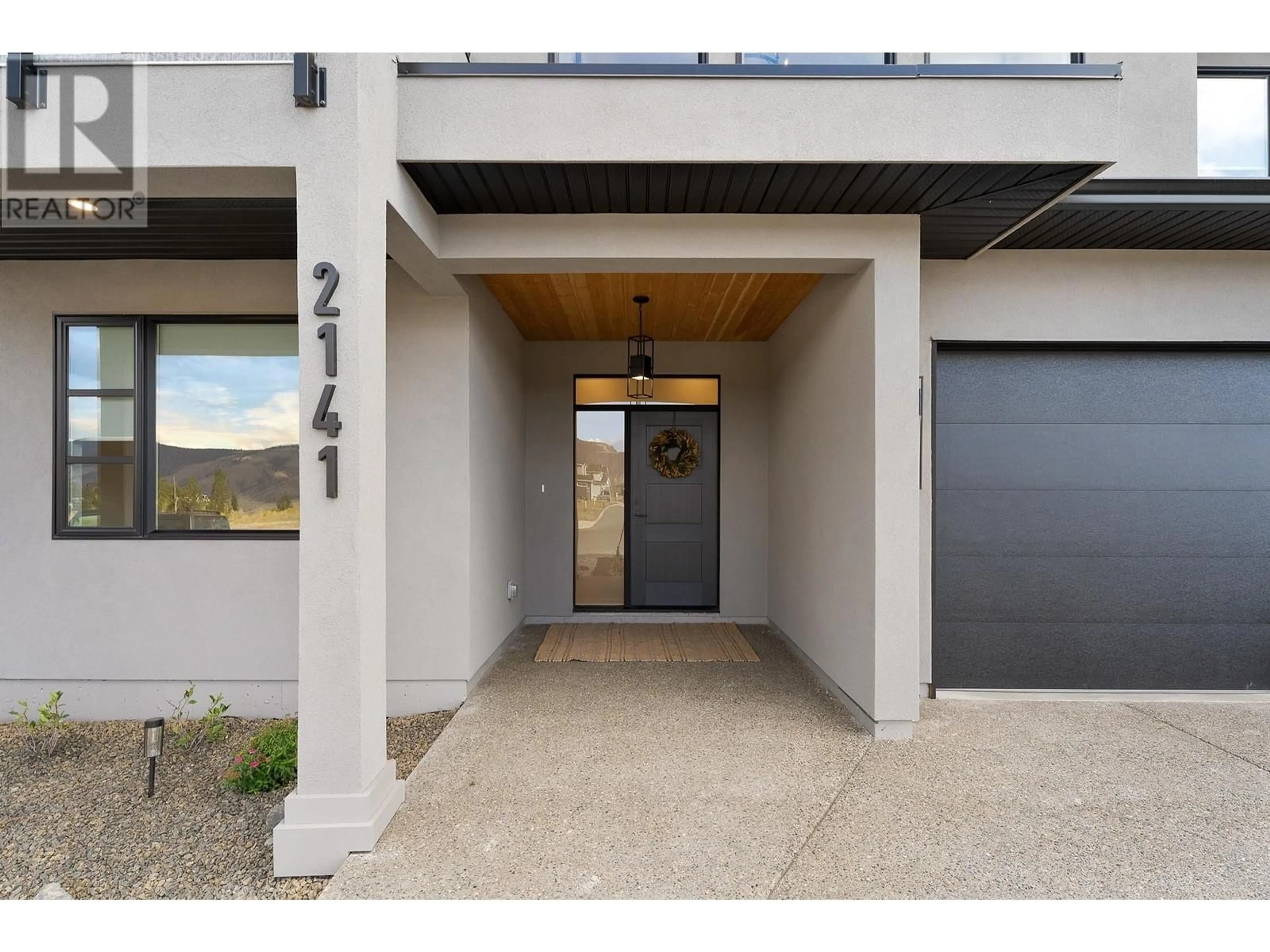 Indoor entryway for 2141 GALORE CRES, Kamloops British Columbia