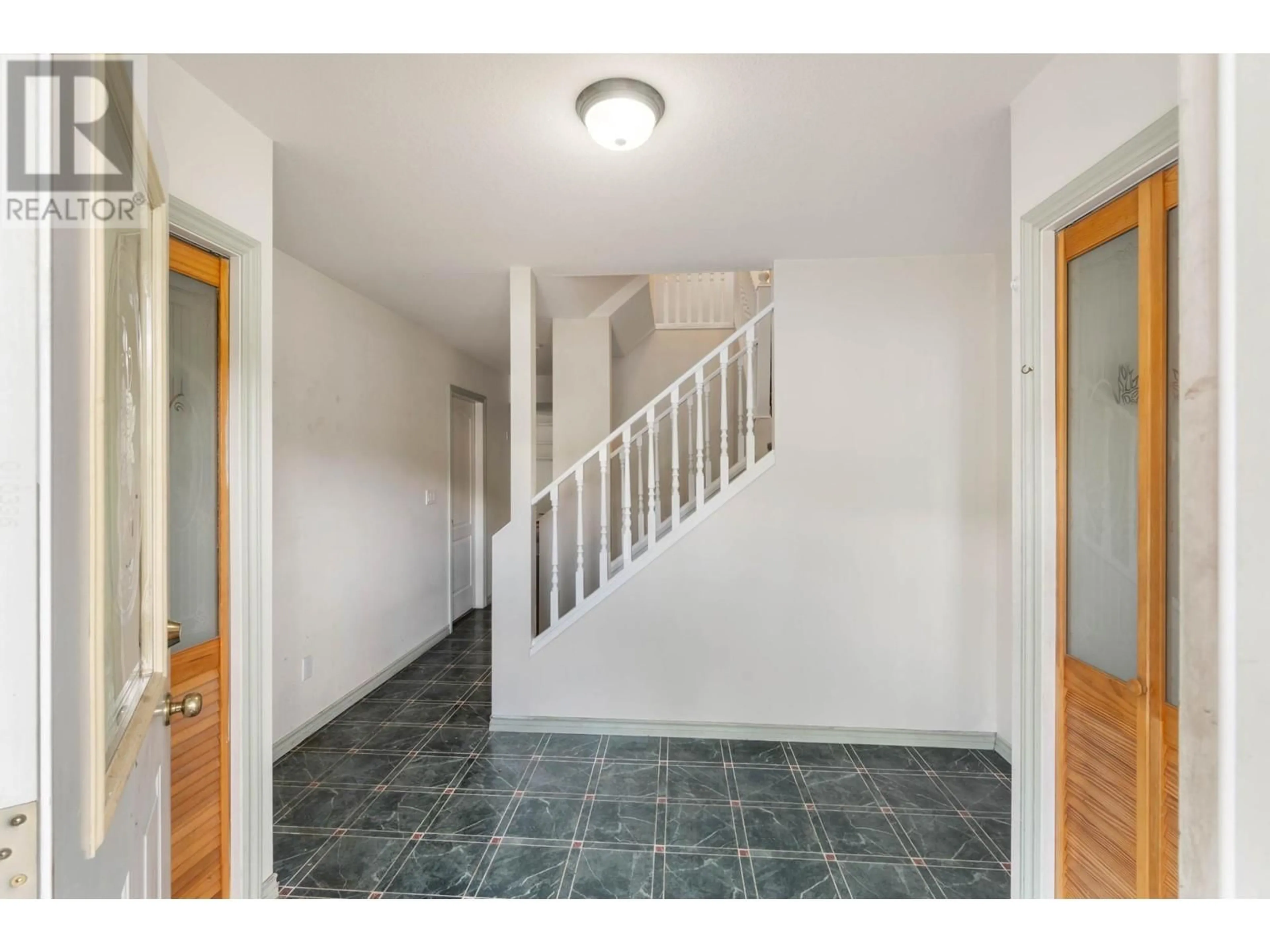 Indoor entryway, unknown floor for 506 BRINK Street, Ashcroft British Columbia V0K1A0