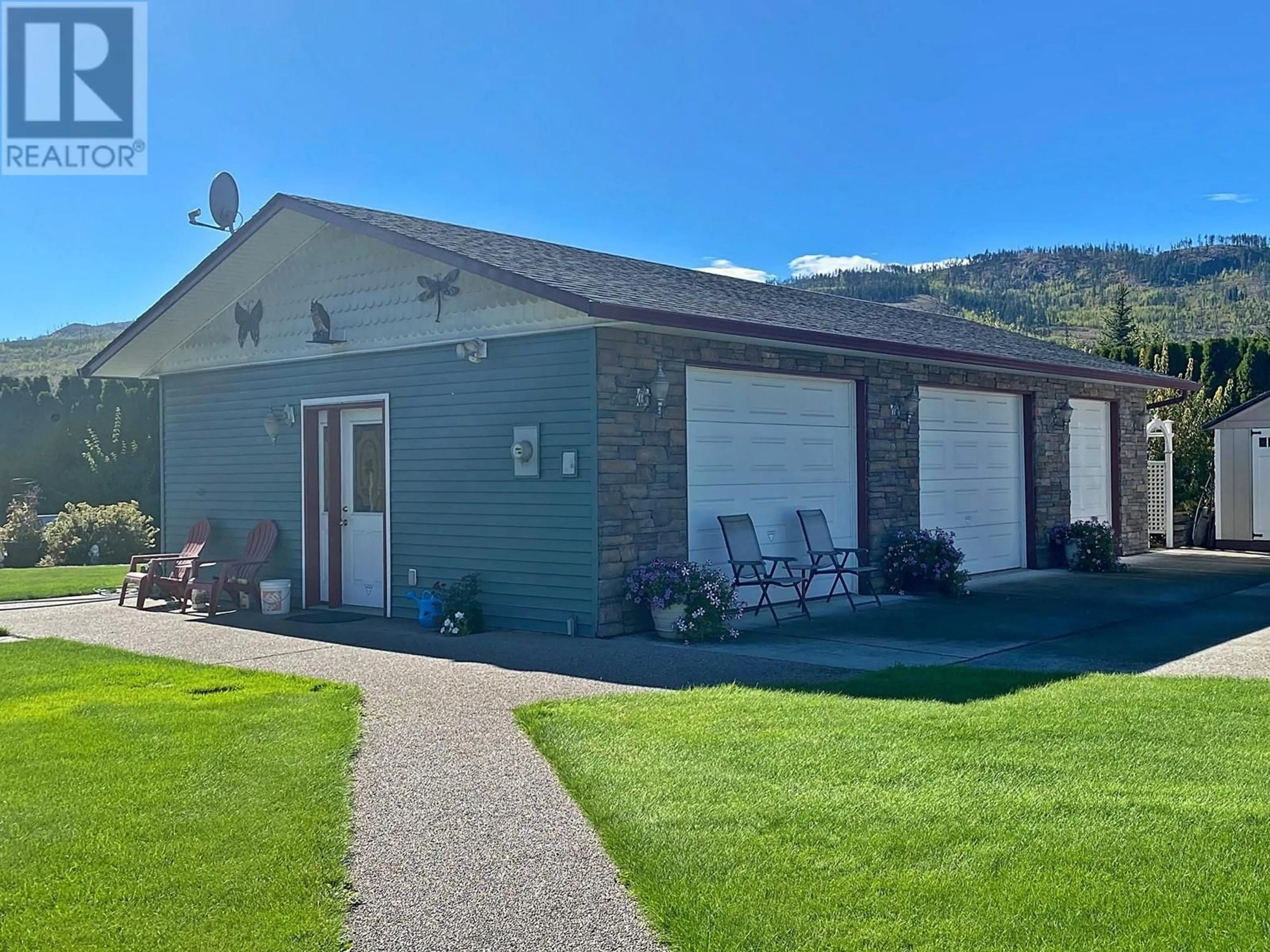 A pic from exterior of the house or condo, the front or back of building for 340 ORIOLE Way, Barriere British Columbia V0E1E0