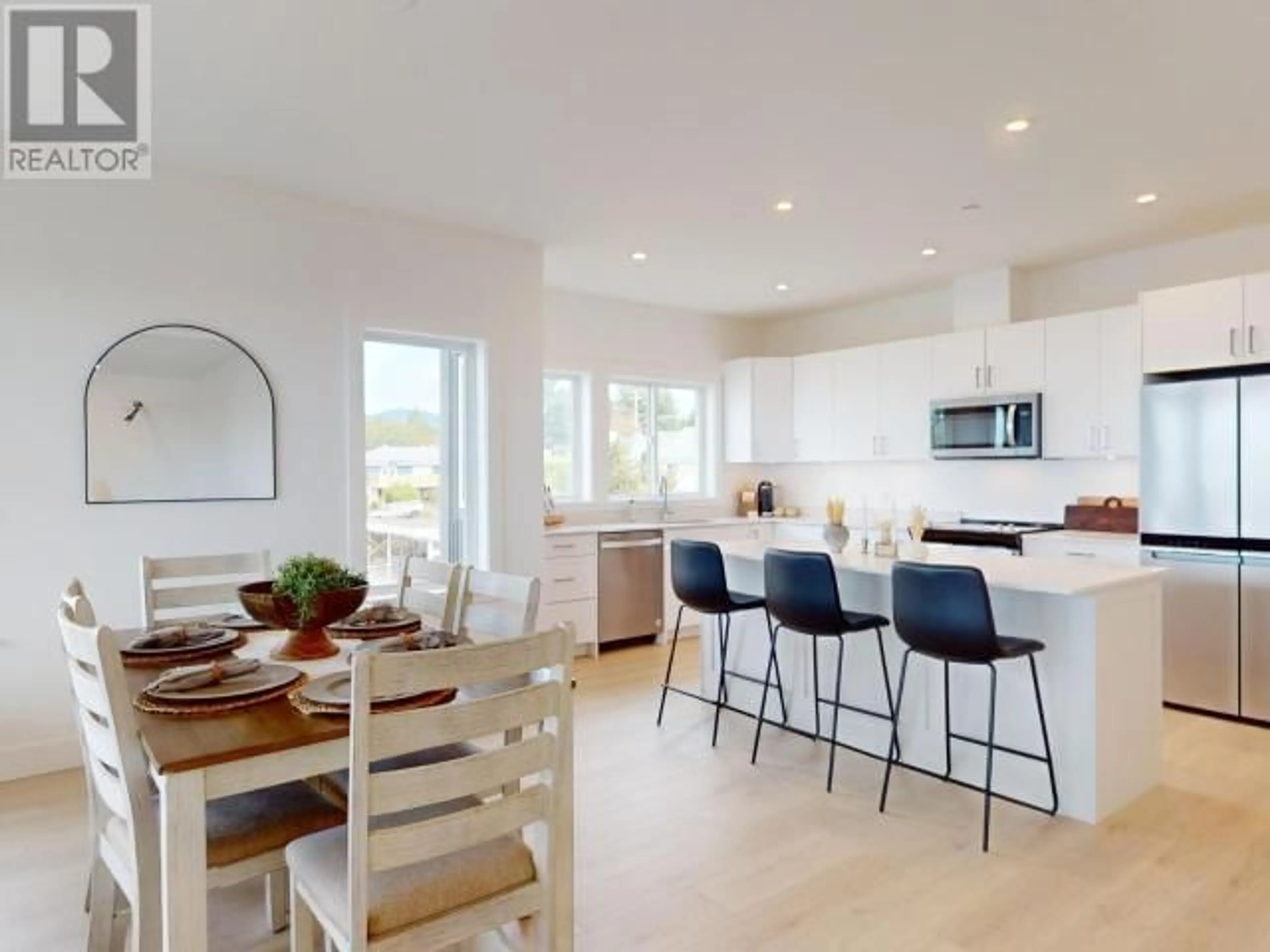 Open concept kitchen, unknown for C-202 - 6900 BURNABY STREET, Powell River British Columbia V8A1Y9
