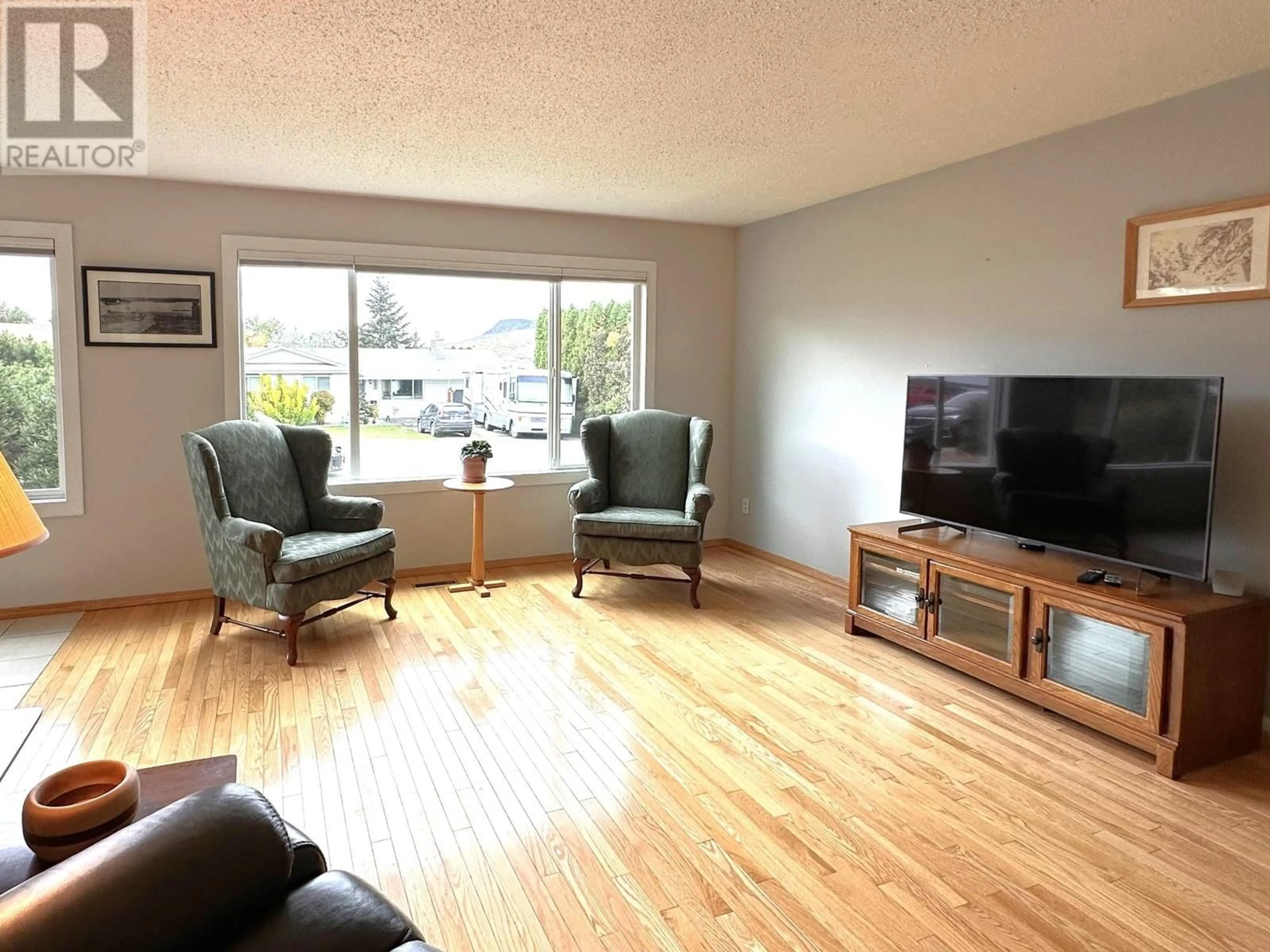 A pic of a room, wood floors for 1590 GRIFFIN Terrace, Kamloops British Columbia V2B7R6