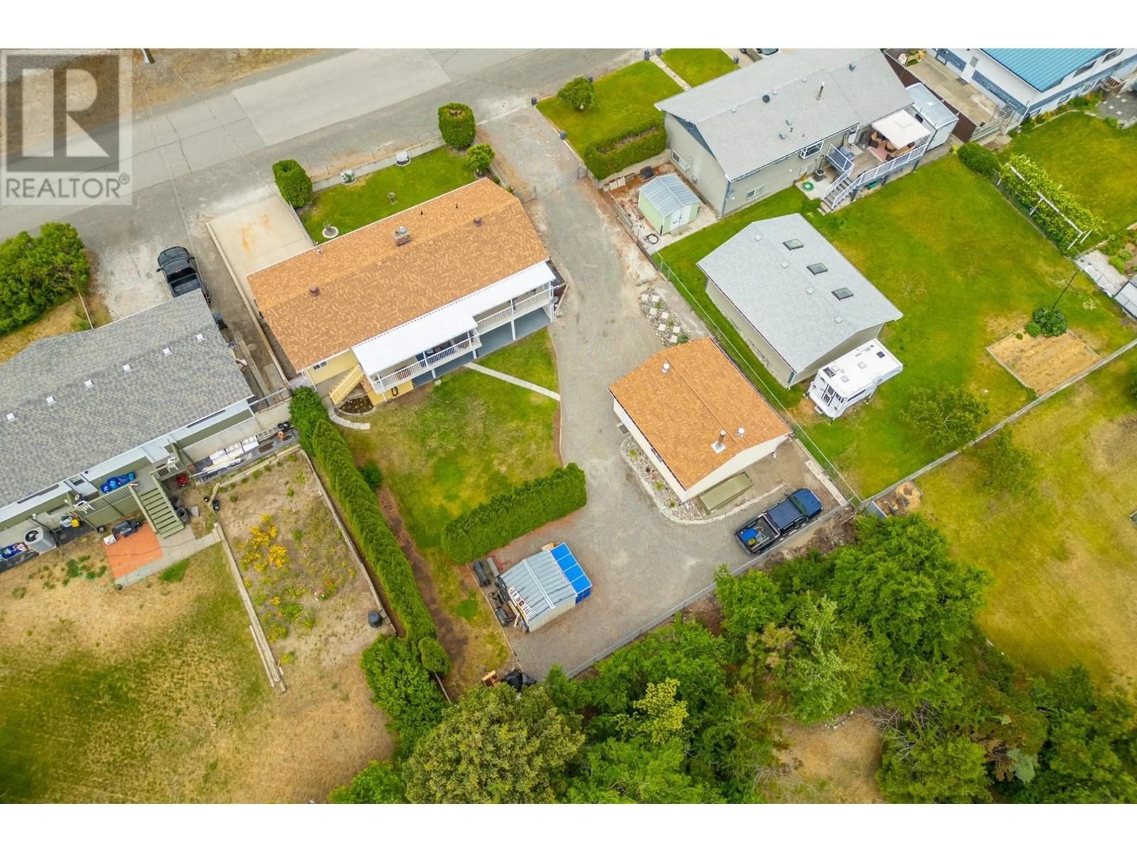 Frontside or backside of a home, the street view for 707 ELM Street, Ashcroft British Columbia V0K1A0