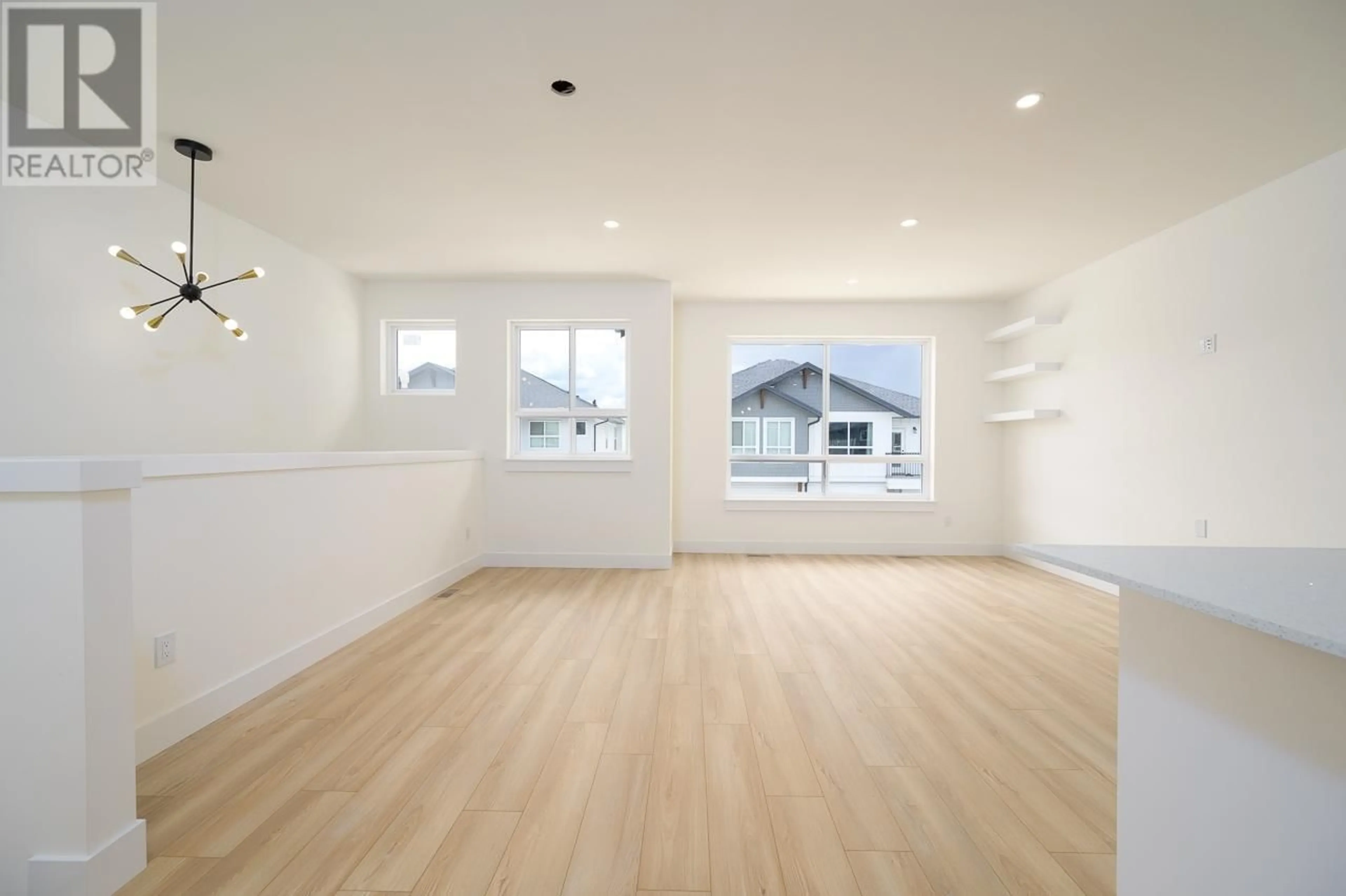 Other indoor space, wood floors for 2648 TRANQUILLE Road Unit# 114, Kamloops British Columbia V2B3P1