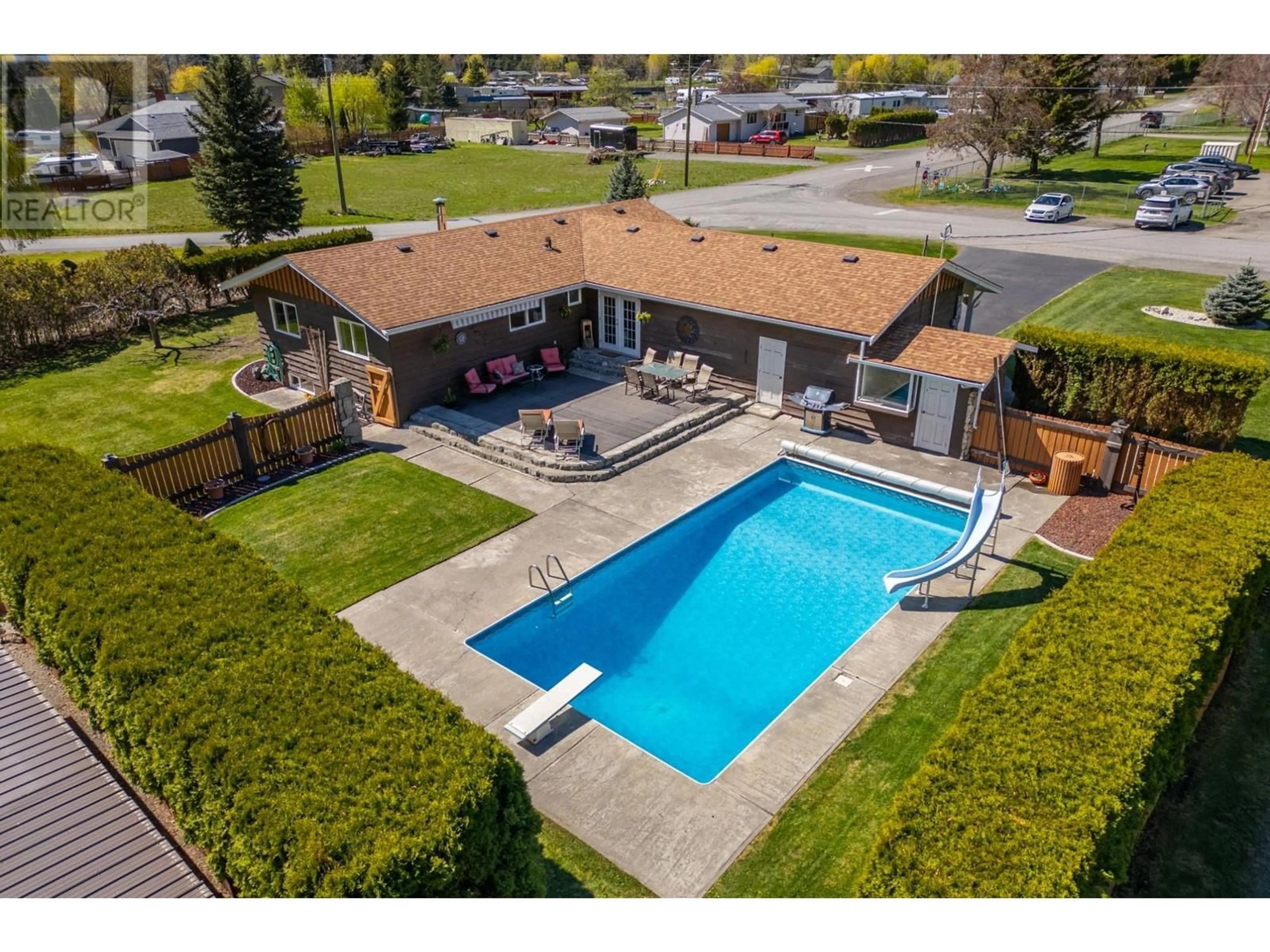 Indoor or outdoor pool for 194 DESTE Road, Lillooet British Columbia V0K1P0