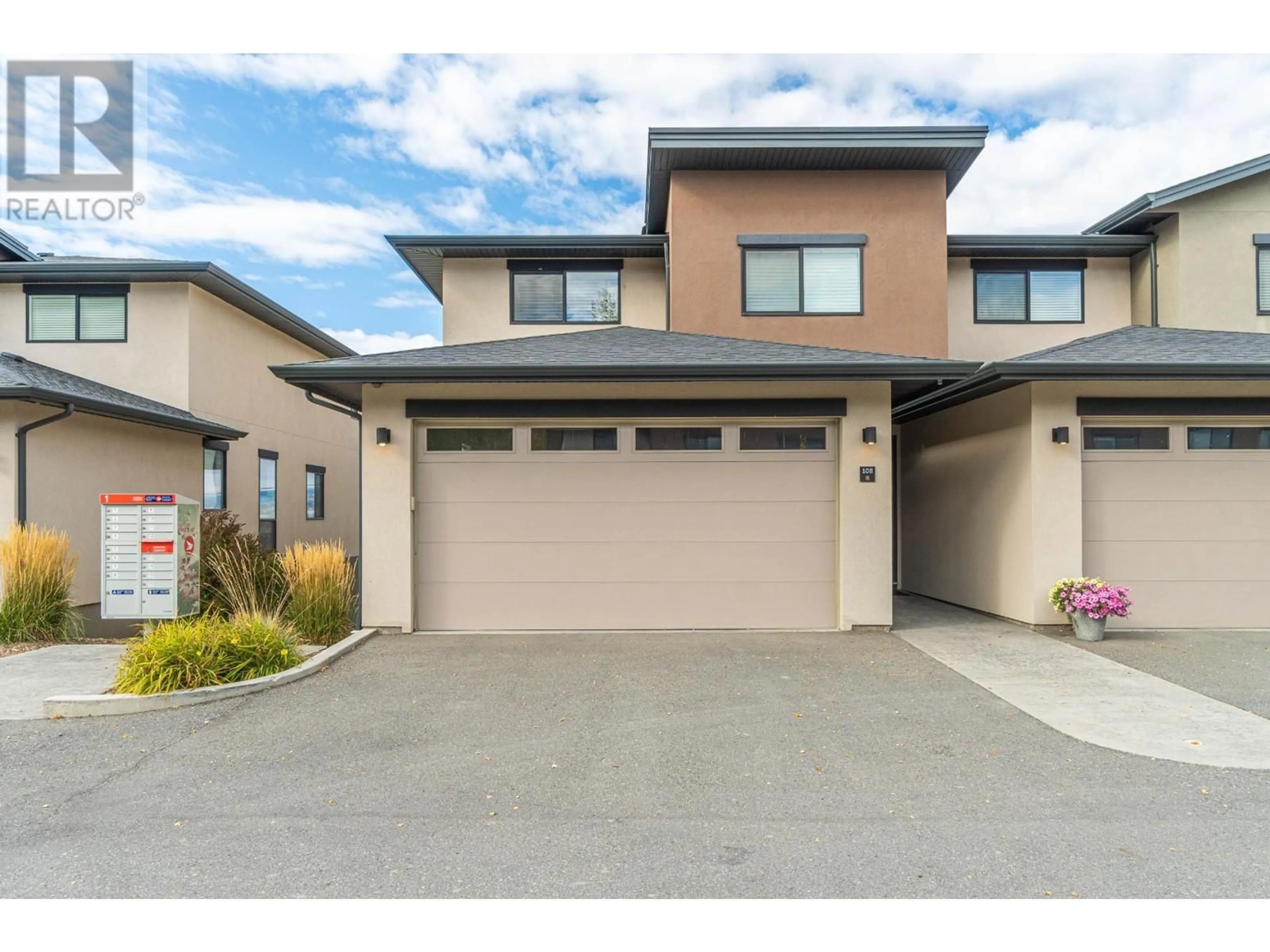 Frontside or backside of a home, the street view for 108-580 SEDONA DRIVE, Kamloops British Columbia V2E1H6