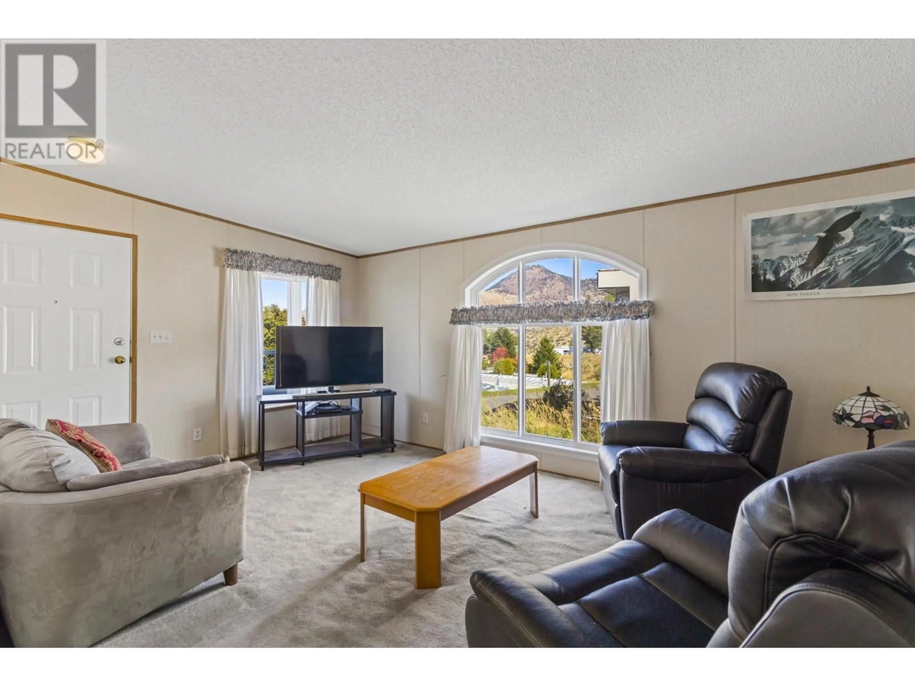 Living room for 1175 ROSE HILL Road Unit# 19, Kamloops British Columbia V2E1G9