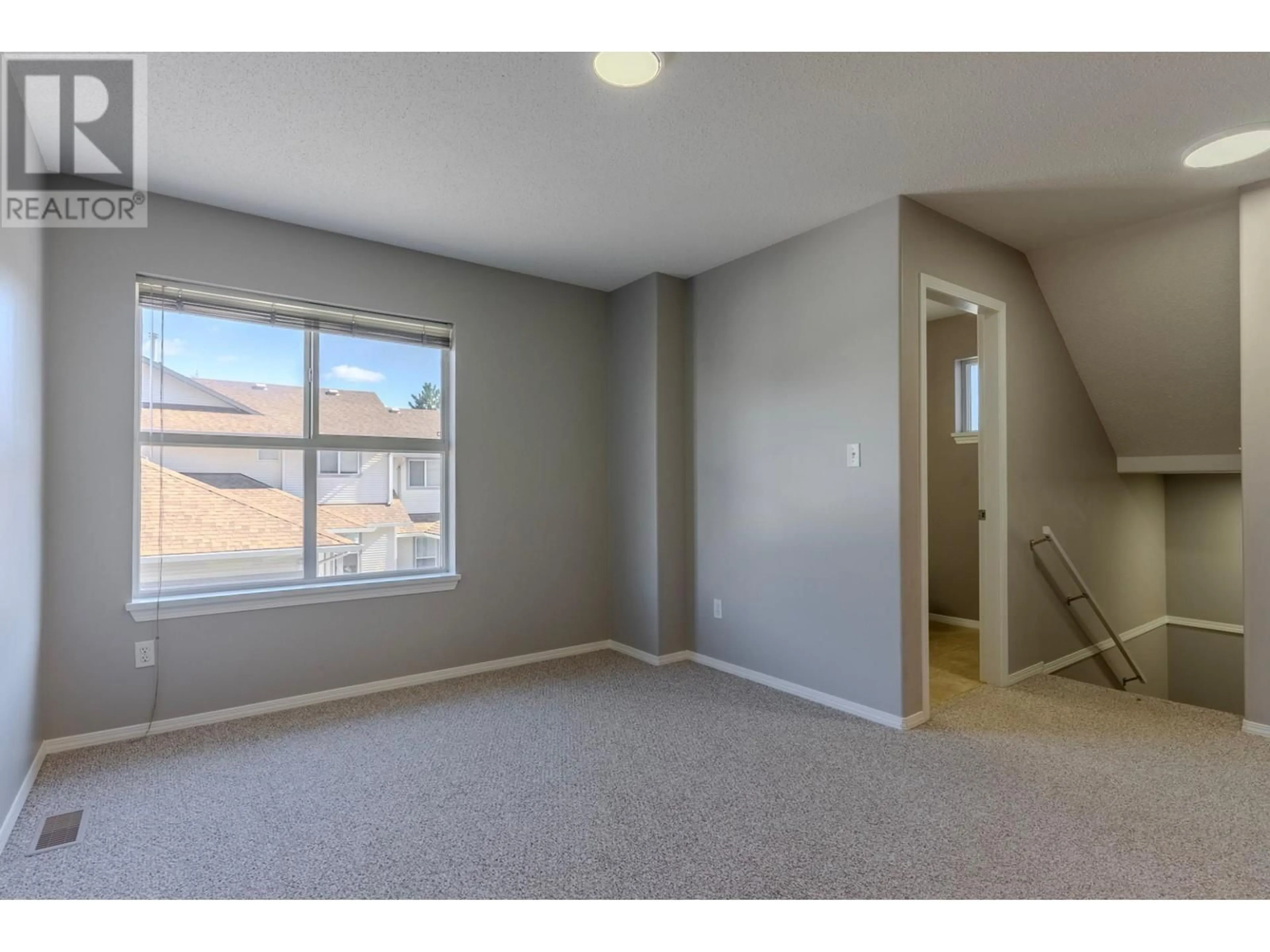 A pic of a room for 9 - 1920 HUGH ALLAN DRIVE, Kamloops British Columbia V1S1Y5