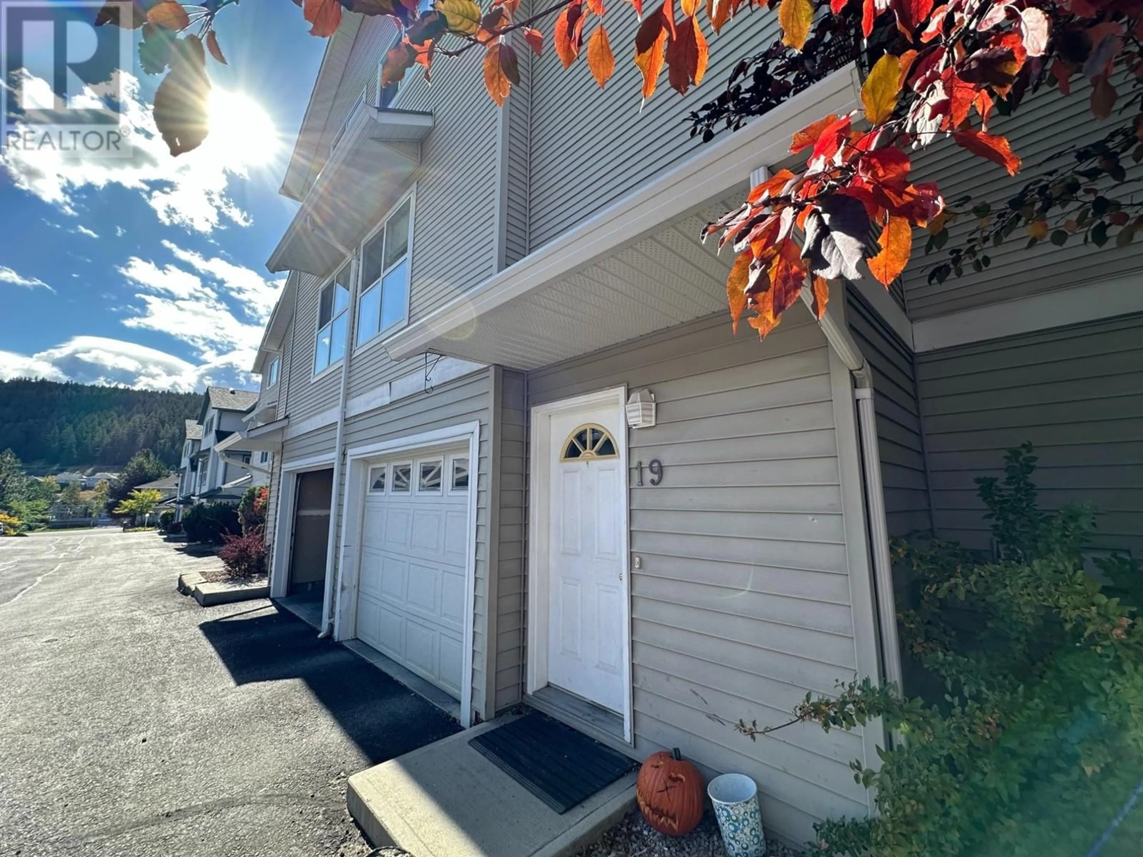 A pic from exterior of the house or condo, the front or back of building for 1920 HUGH ALLAN Drive Unit# 19, Kamloops British Columbia V1S1Y5