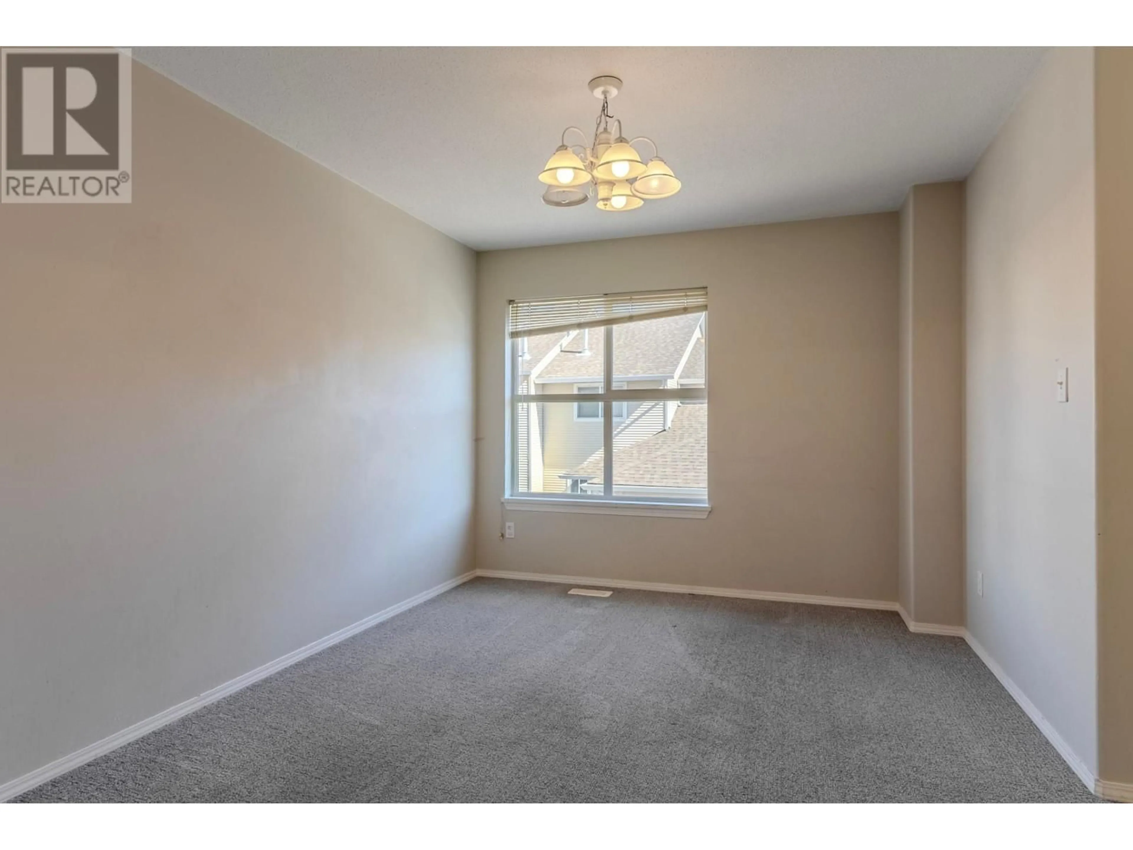 A pic of a room, carpet floors for 1920 HUGH ALLAN Drive Unit# 21, Kamloops British Columbia V1S1Y5