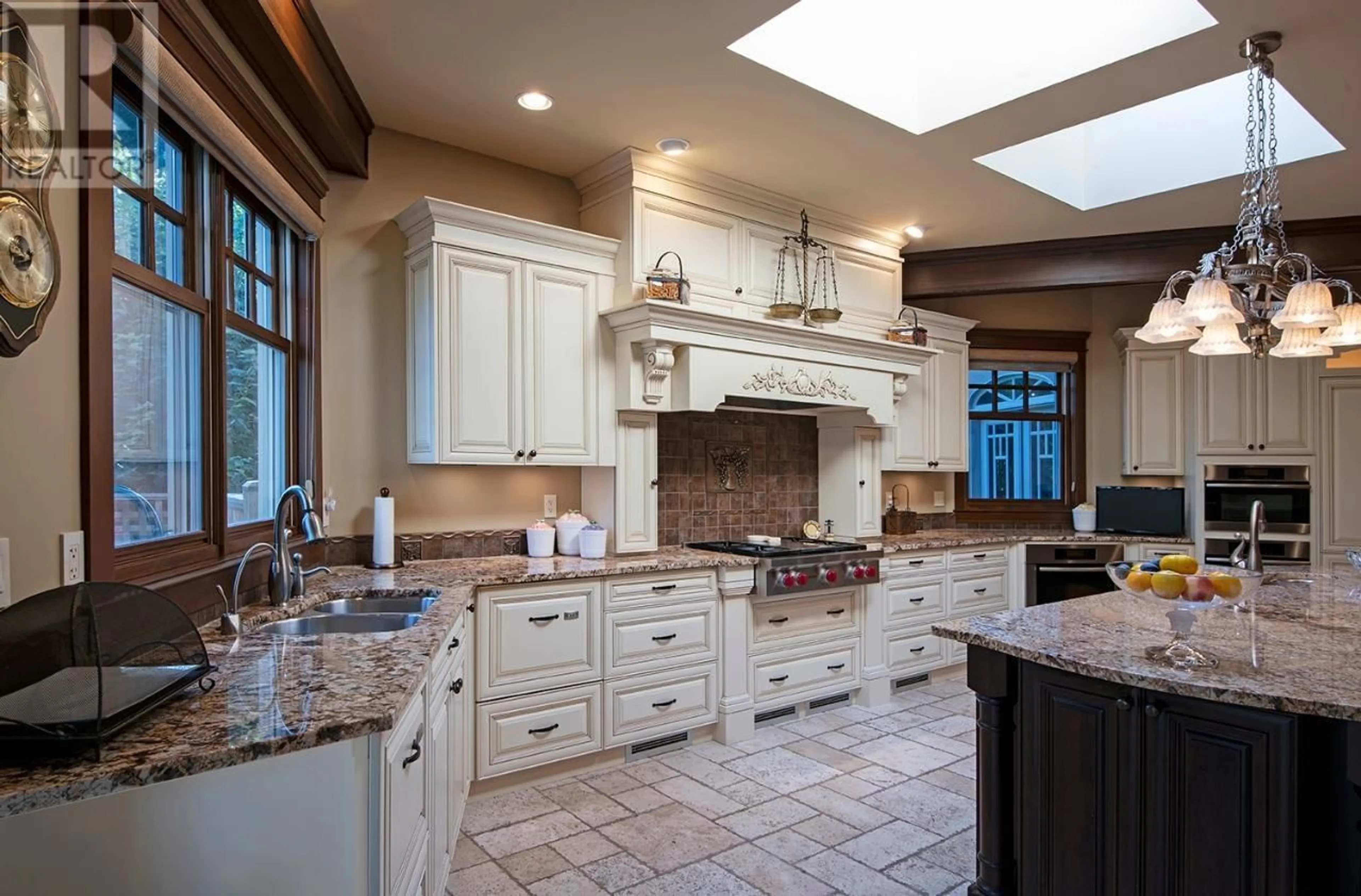 Contemporary kitchen, ceramic floors, mountain for 2622 THOMPSON Drive, Kamloops British Columbia V2C4L4