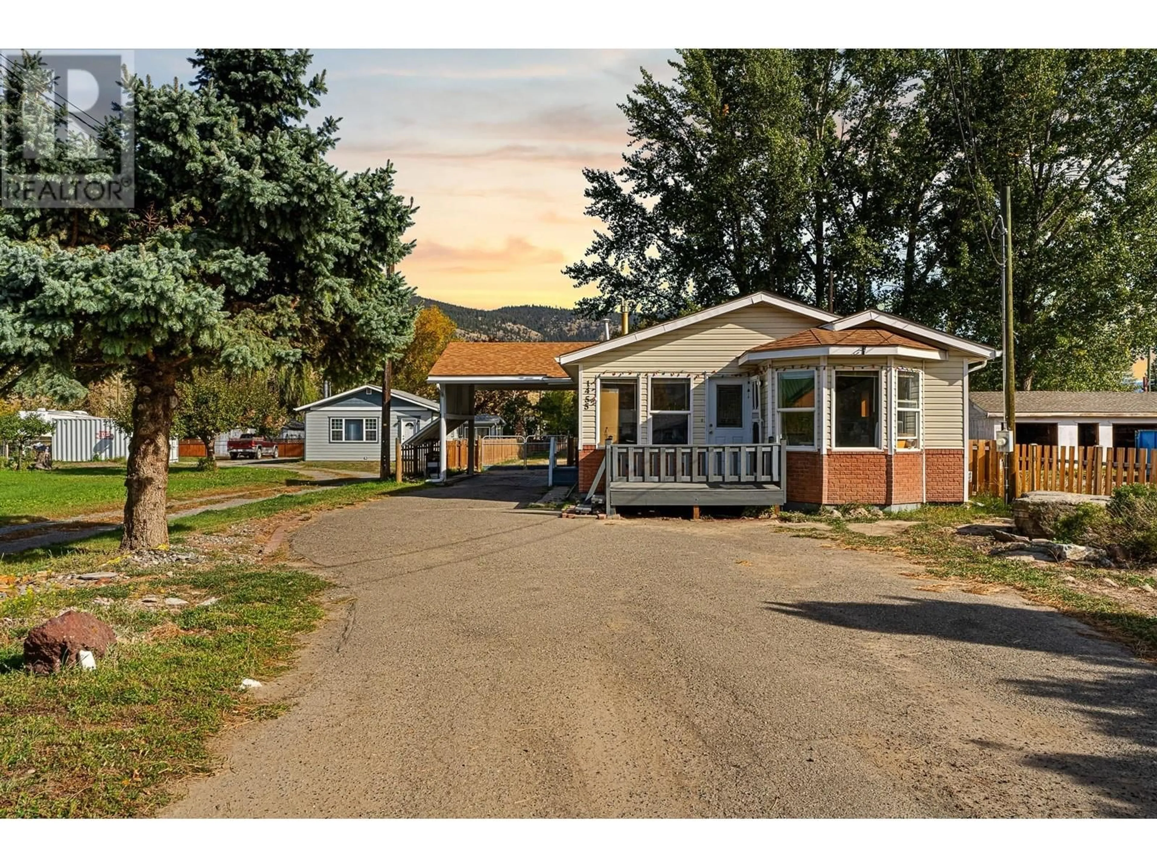 A pic from exterior of the house or condo, cottage for 1455 QUILCHENA Avenue, Merritt British Columbia V1K1B8