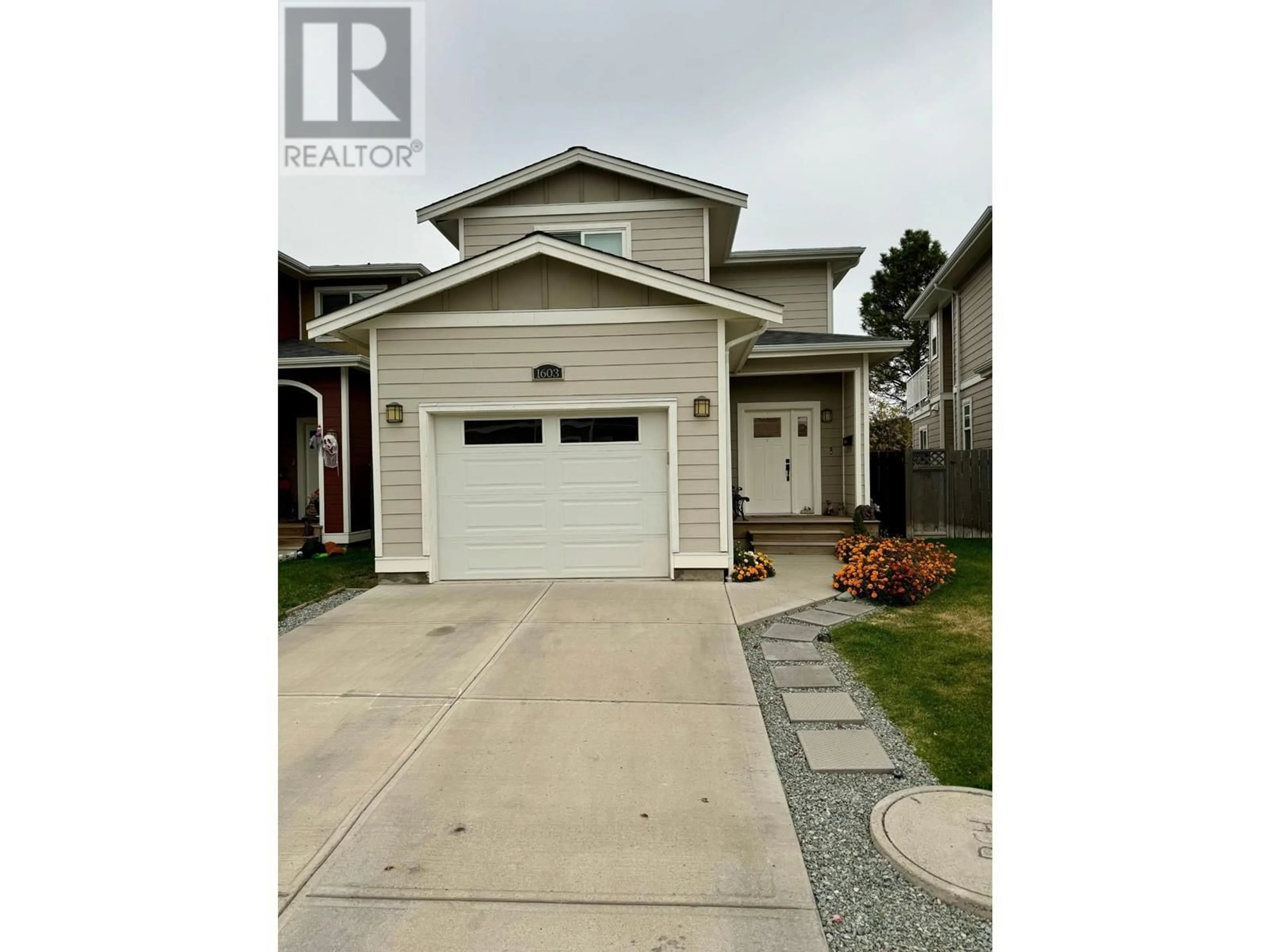 Frontside or backside of a home, the street view for 1603 PHILLIPS Street, Merritt British Columbia V1K0B8