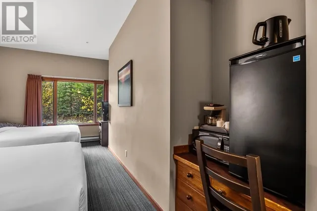 125/127 - 3220 VILLAGE WAY, Sun Peaks 3