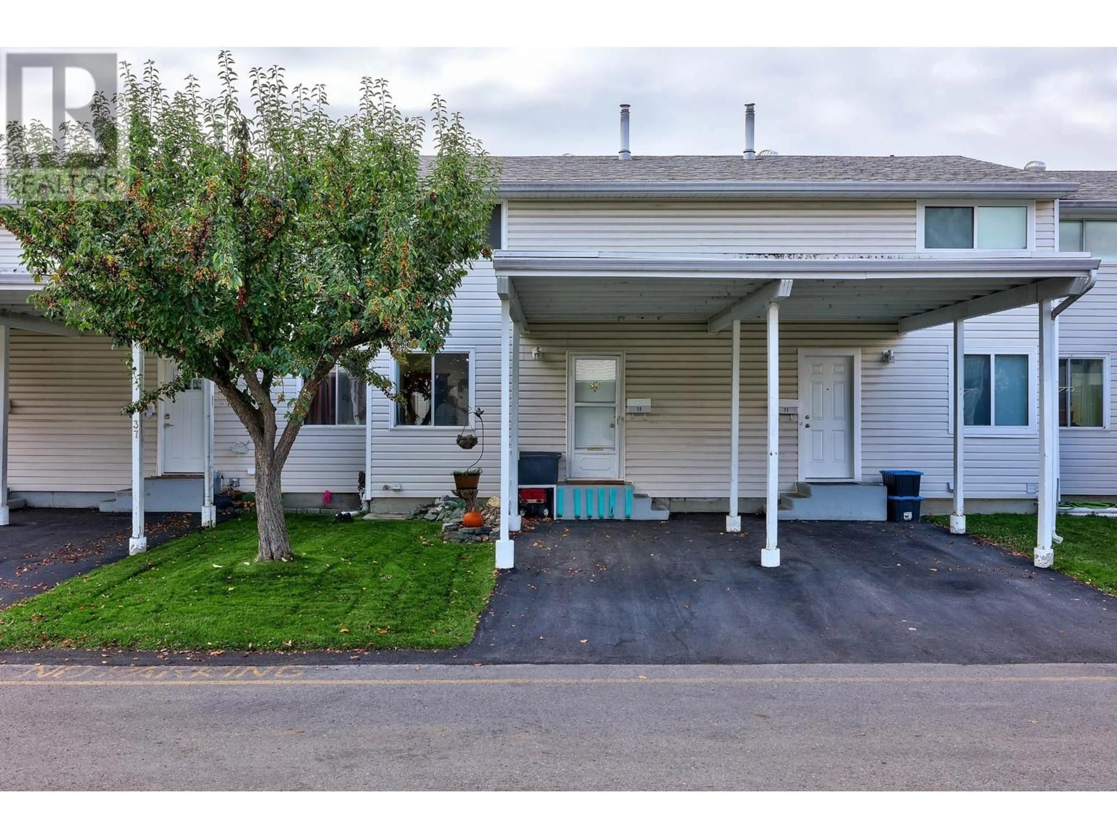 A pic from exterior of the house or condo, the front or back of building for 2568 SANDPIPER Drive Unit# 38, Kamloops British Columbia V2B6X1