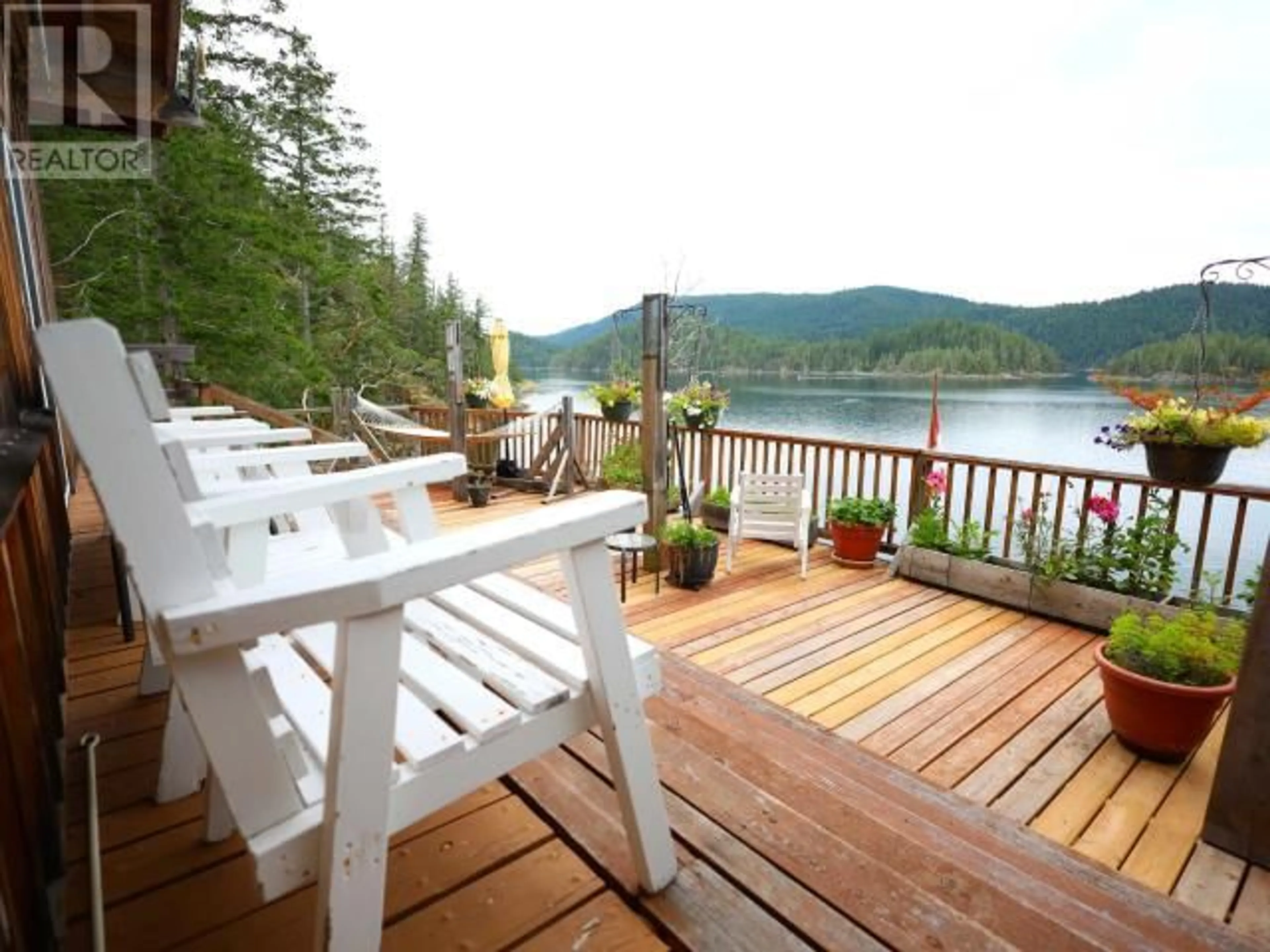 Patio, cottage for 11800 MALASPINA INLET, Remote Areas British Columbia V8A0G3