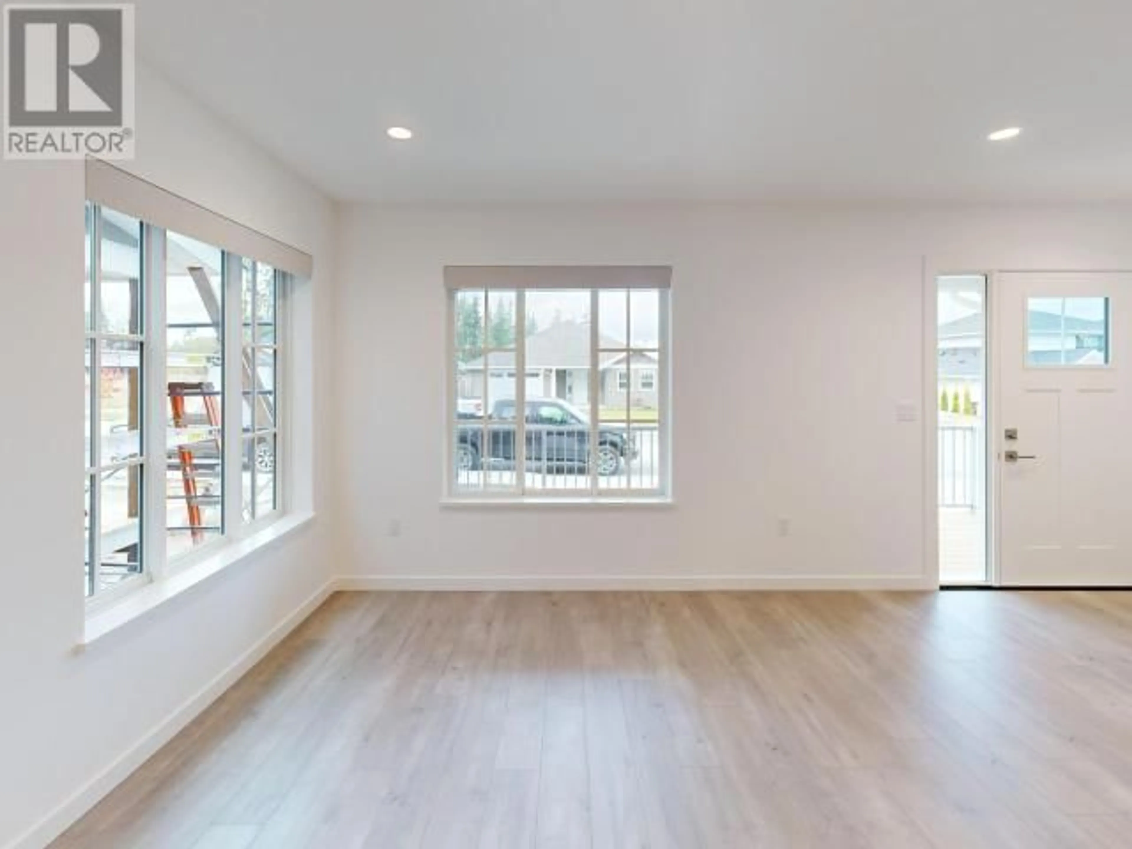 A pic of a room, wood floors for 7272 EDGEHILL CRESCENT, Powell River British Columbia V8A0V8