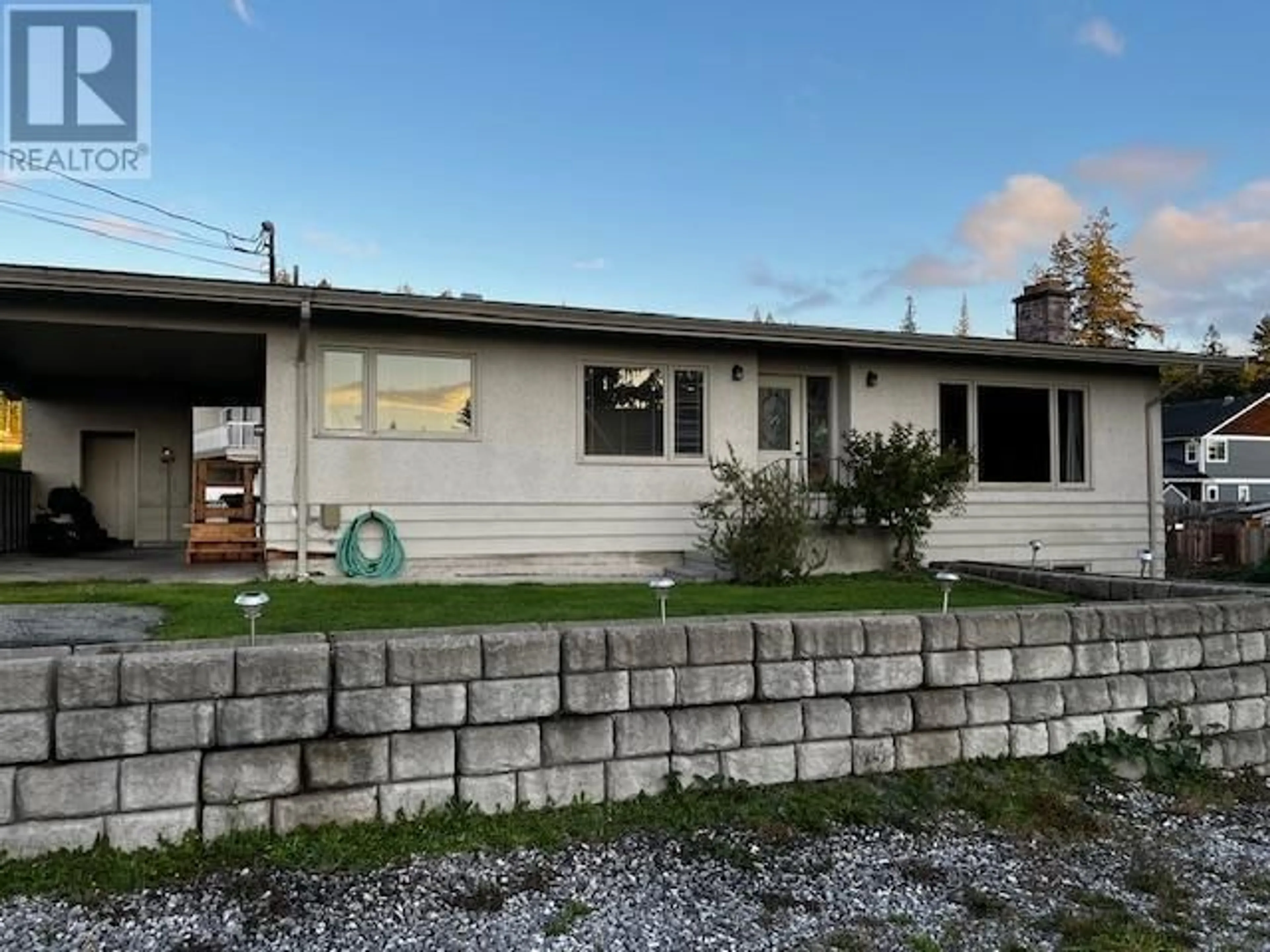 Frontside or backside of a home, cottage for 7050 PENTICTON STREET, Powell River British Columbia V8A1J9