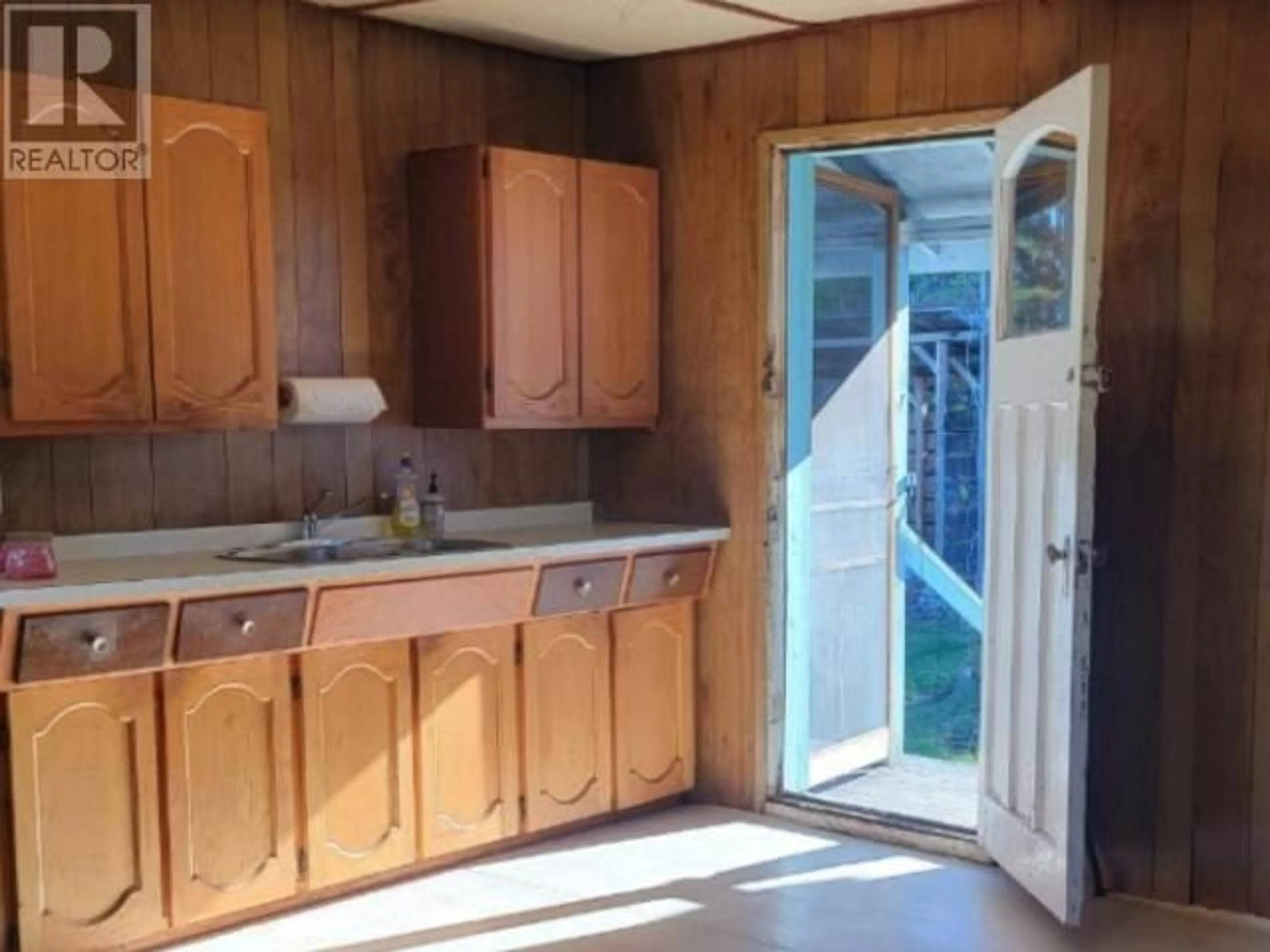 Kitchen, wood floors, cottage for 2466 SMELTER AVE, Texada Island British Columbia