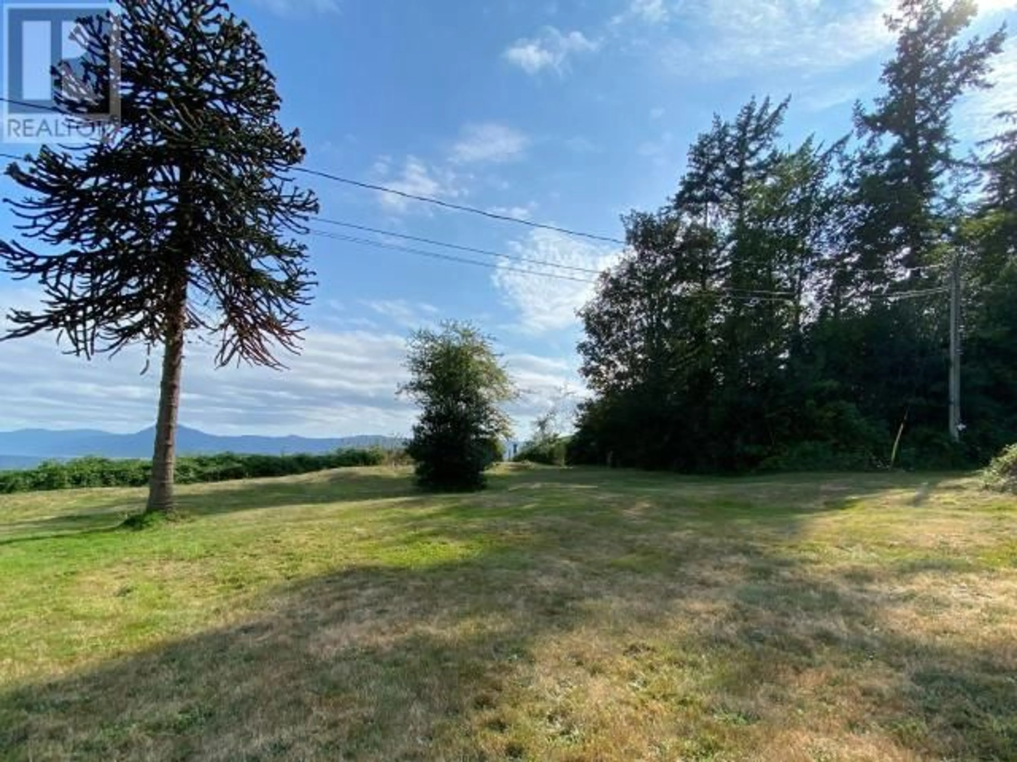 A pic from outside/outdoor area/front of a property/back of a property/a pic from drone, water/lake/river/ocean view for 2044 BROOM ROAD, Powell River British Columbia V8A5C1