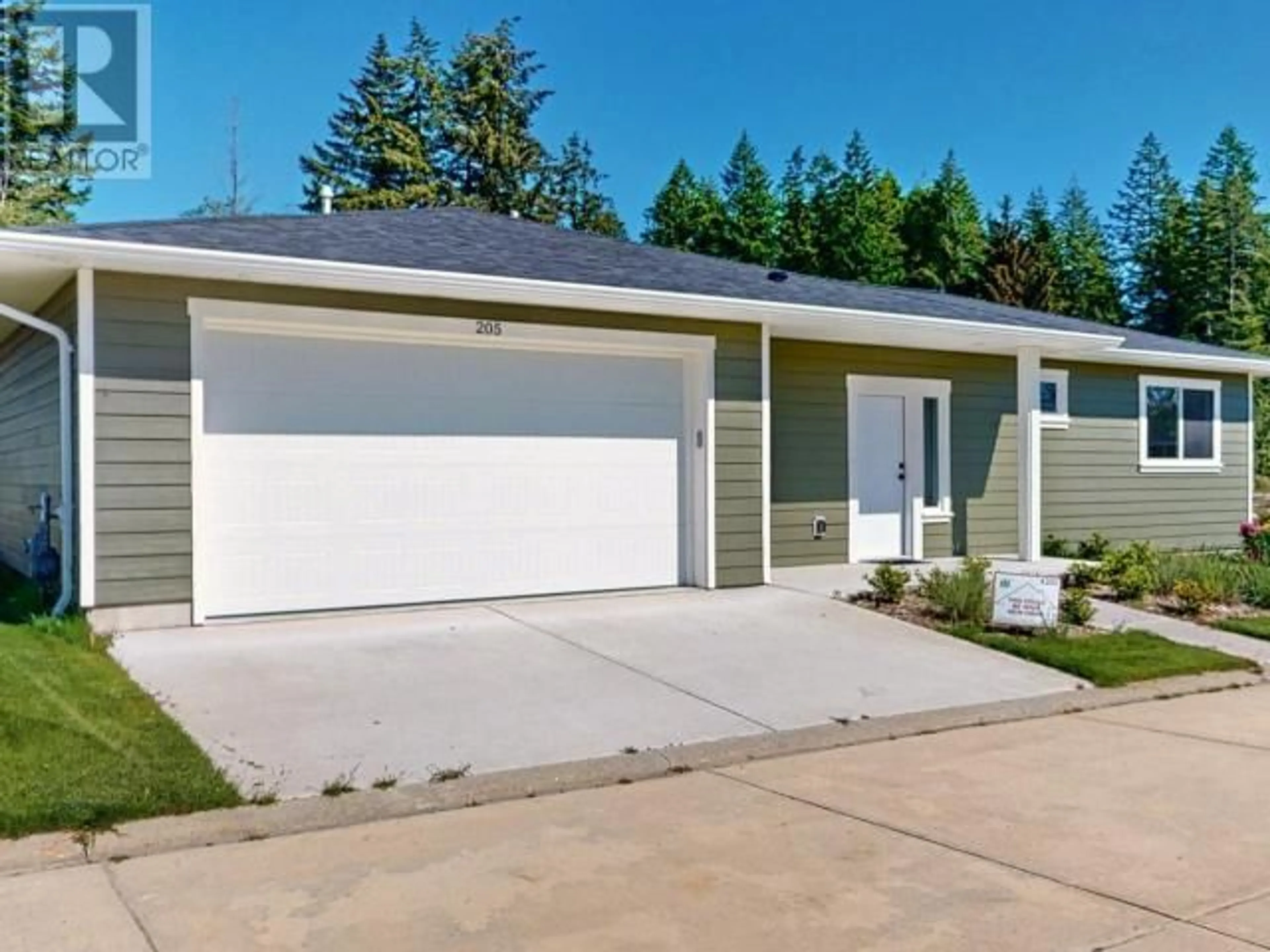 Home with vinyl exterior material, street for 205-7440 NOOTKA STREET, Powell River British Columbia